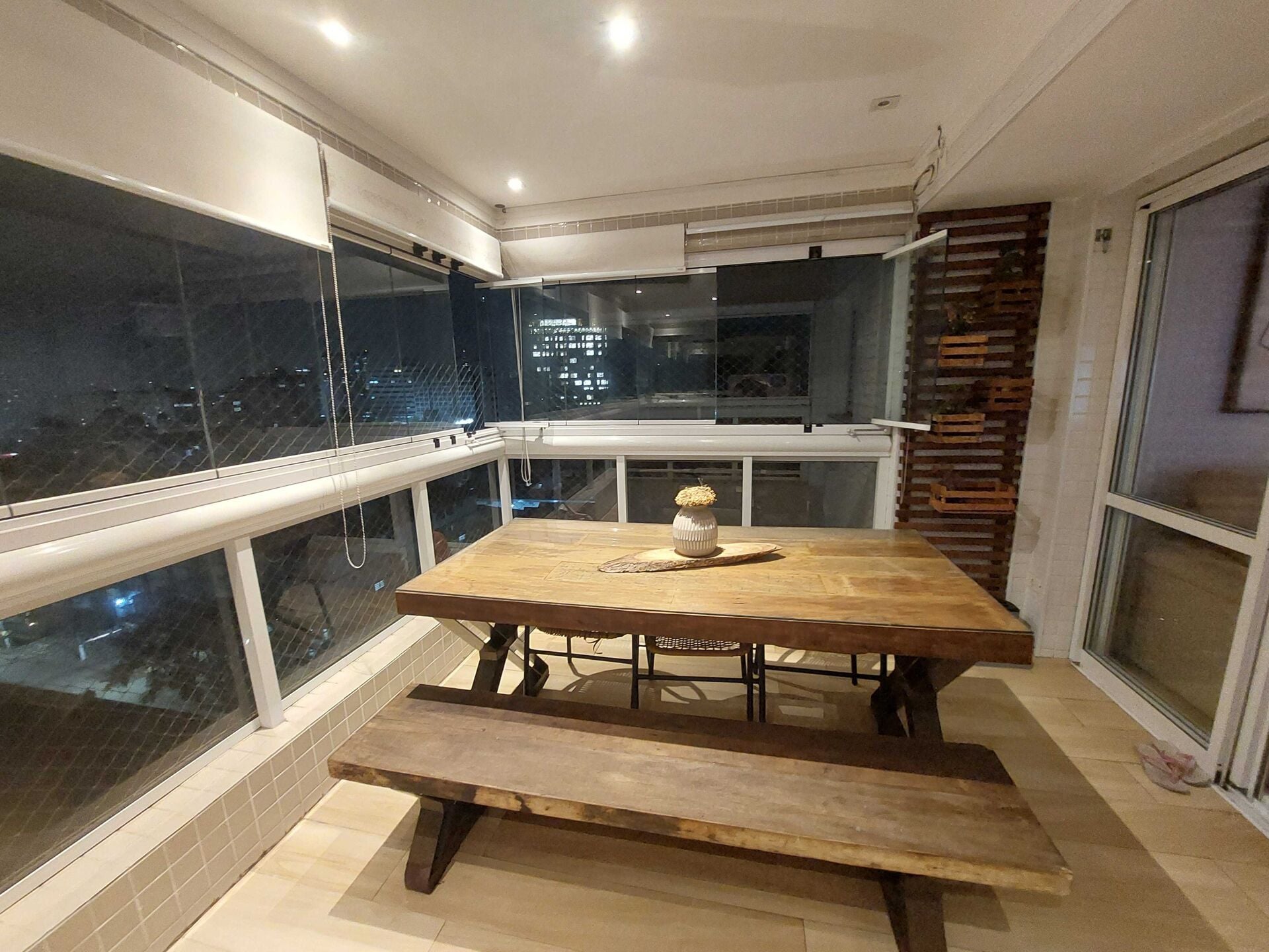 Apartamento 95 · 2 dorm. — Varanda gourmet