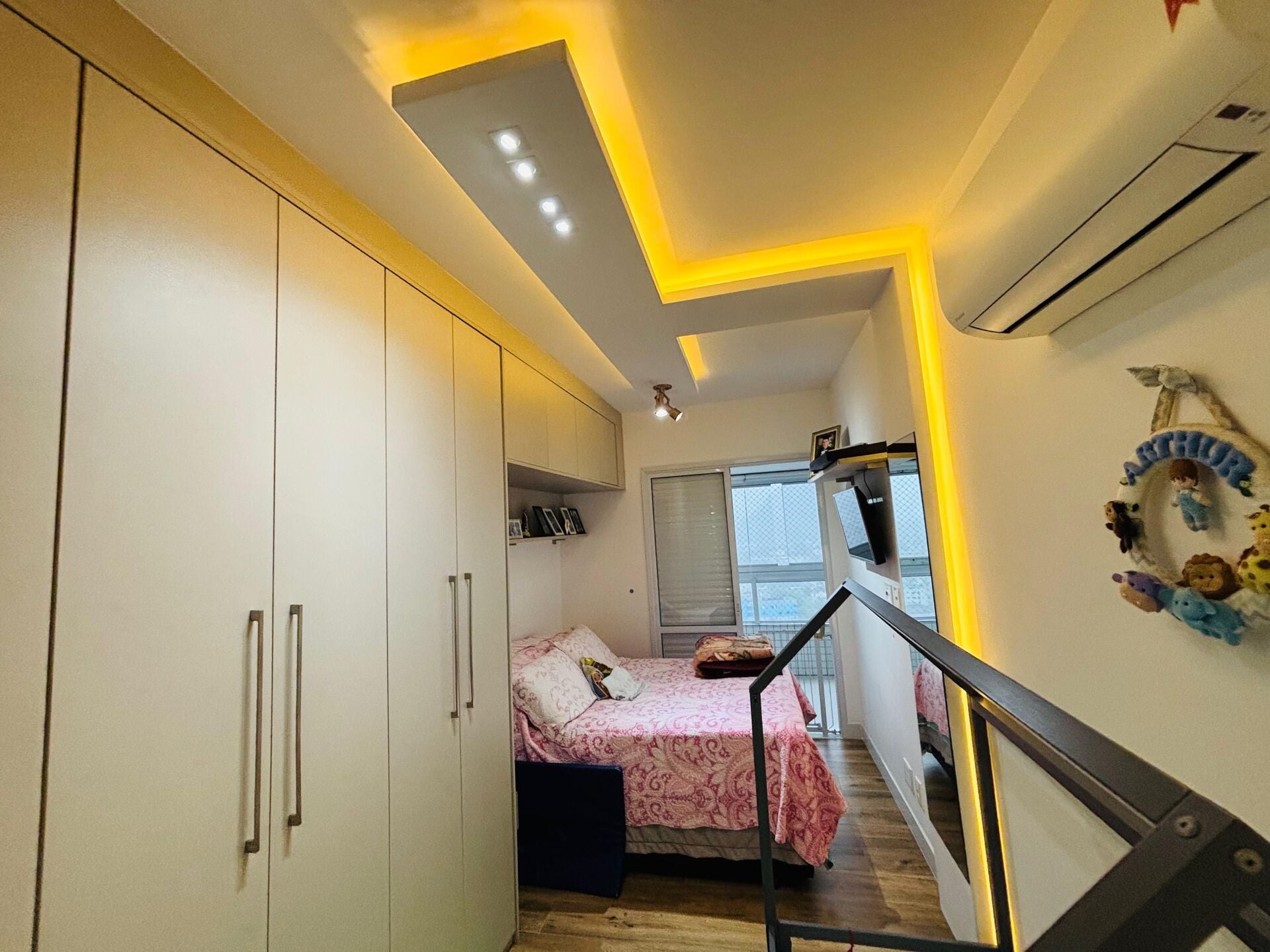 Apartamento 145 · 2 dorm. — Suíte