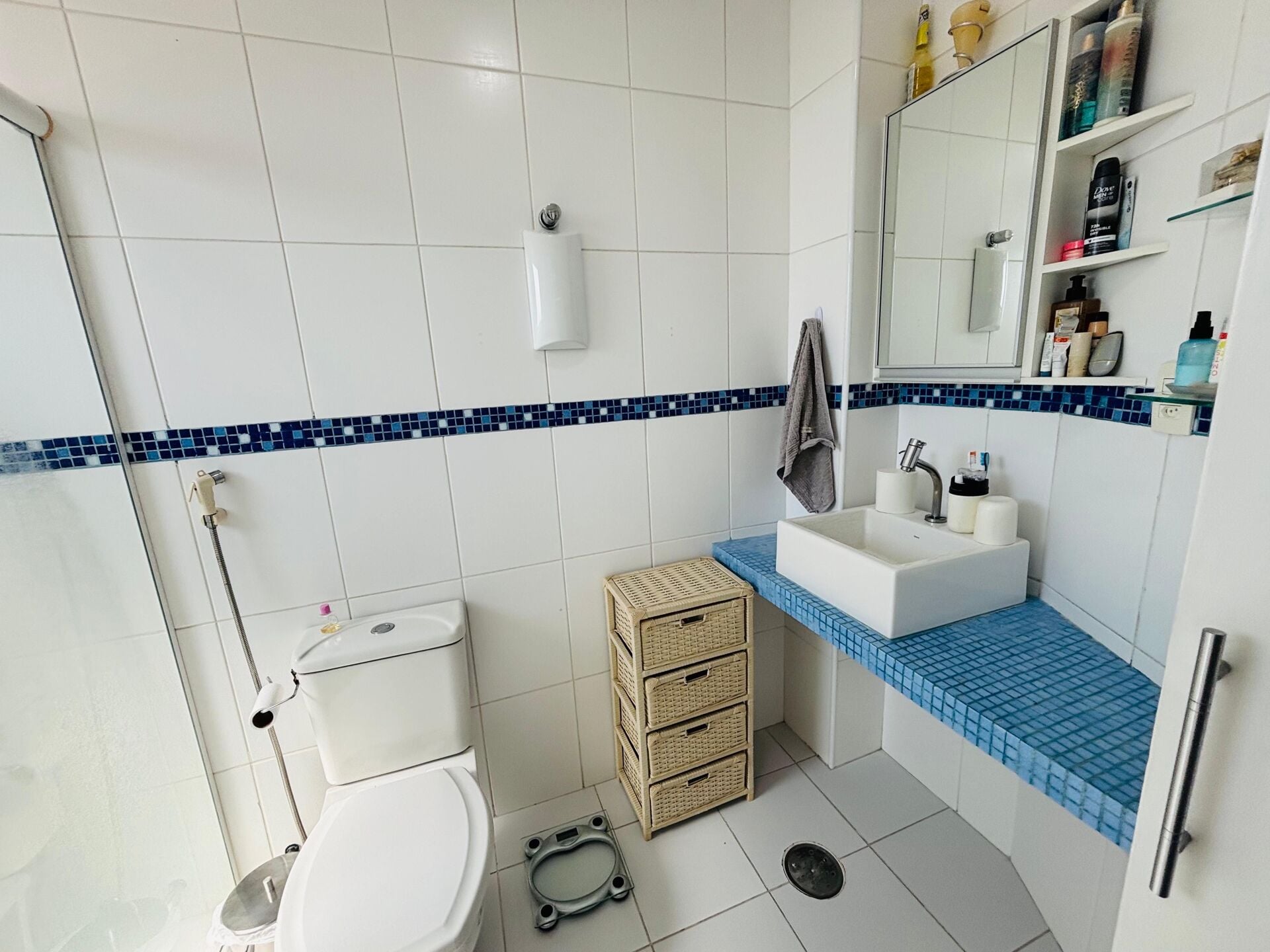 Apartamento 21 · 4 dorm. — Banheiro