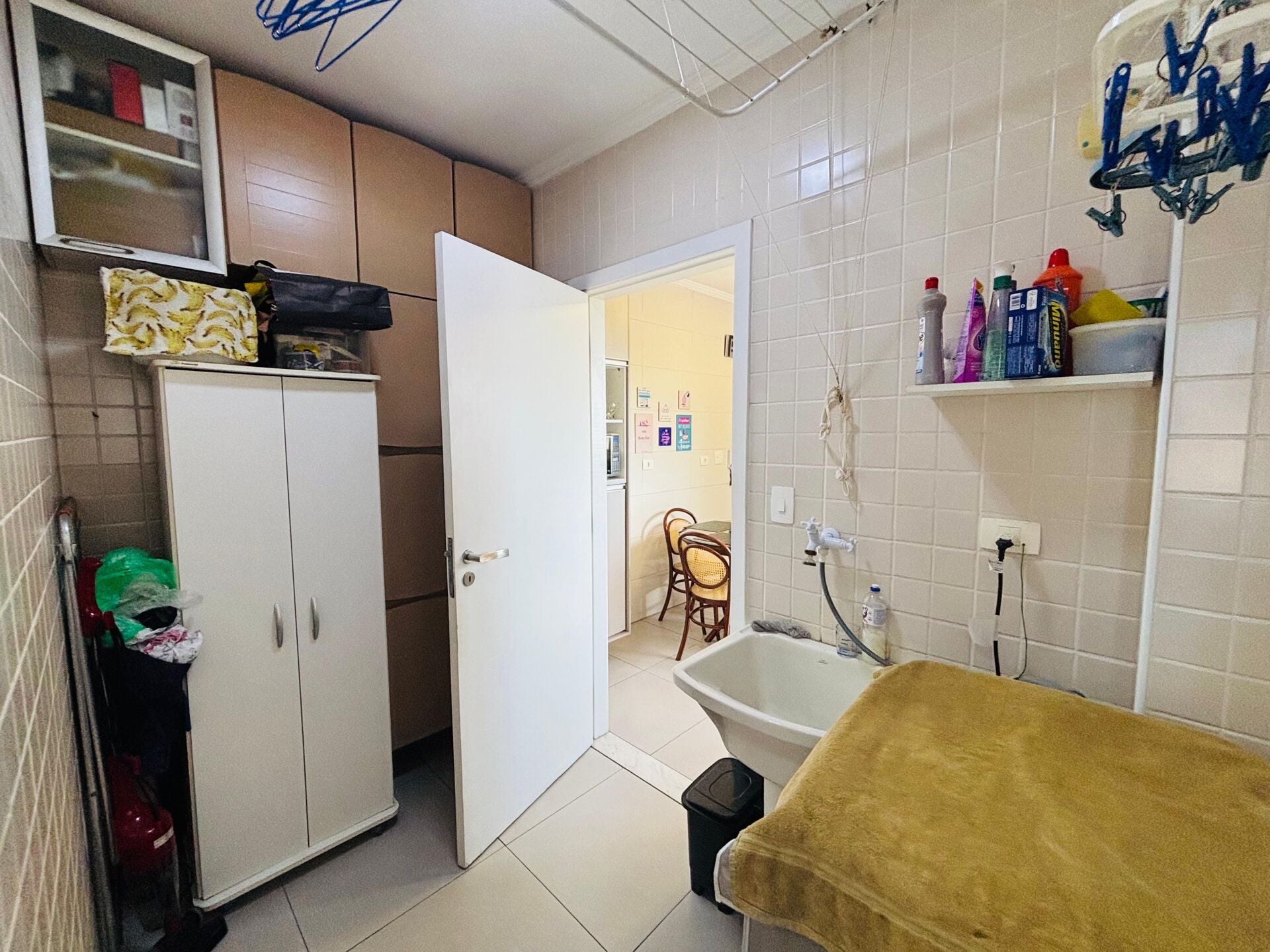 Apartamento 21 · 4 dorm. — Área de serviço