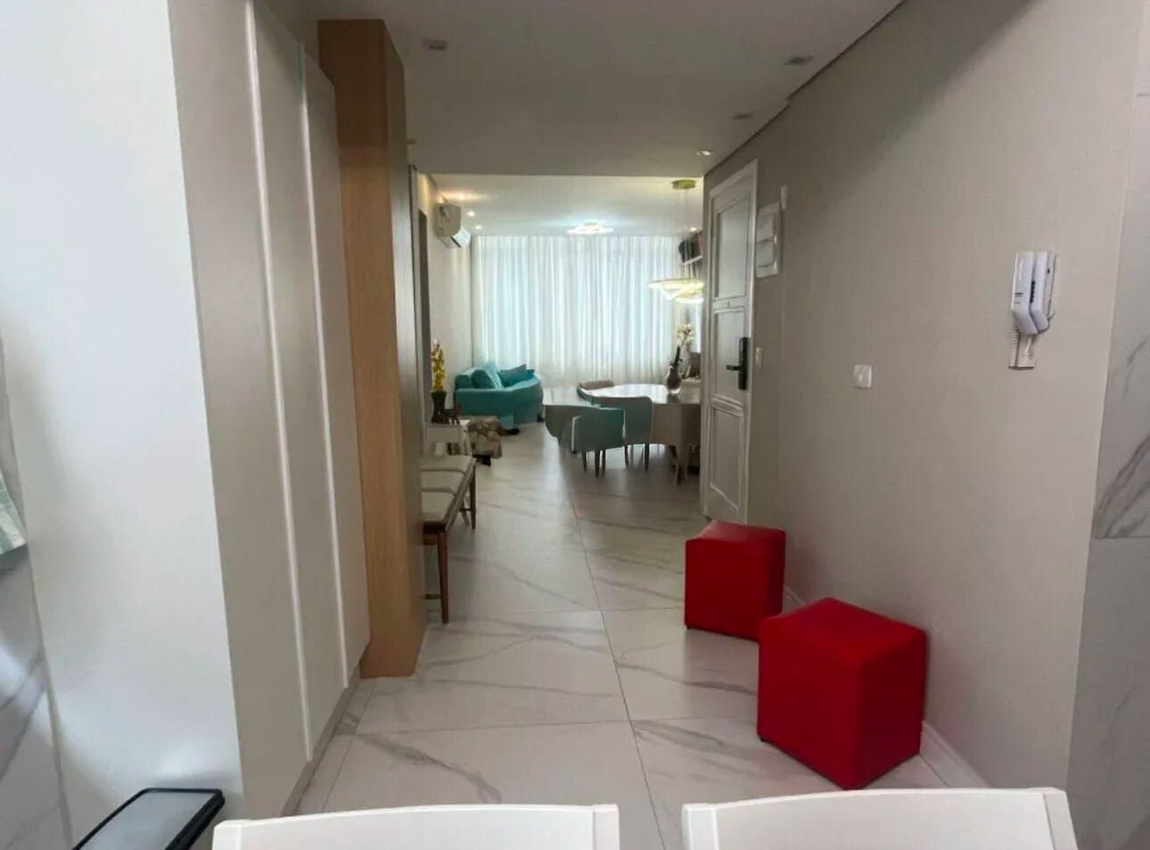 Apartamento 93 · 3 dorm. — Sala