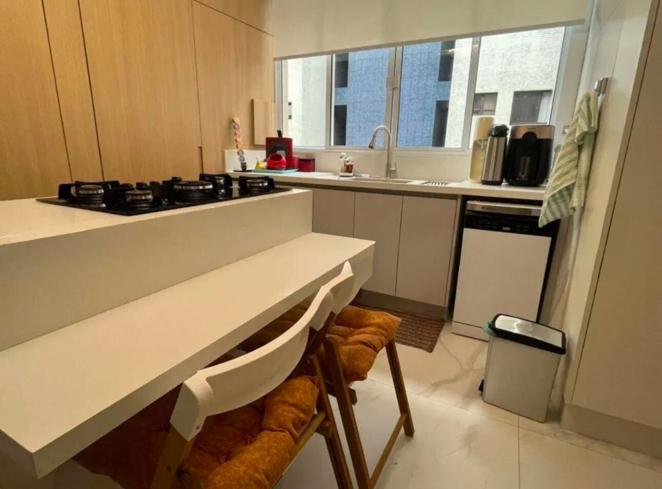 Apartamento 93 · 3 dorm. — Cozinha