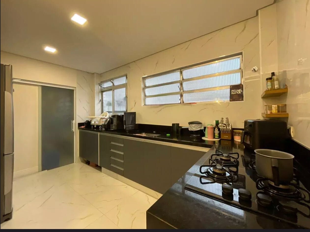 Apartamento 32 · 3 dorm. — Cozinha