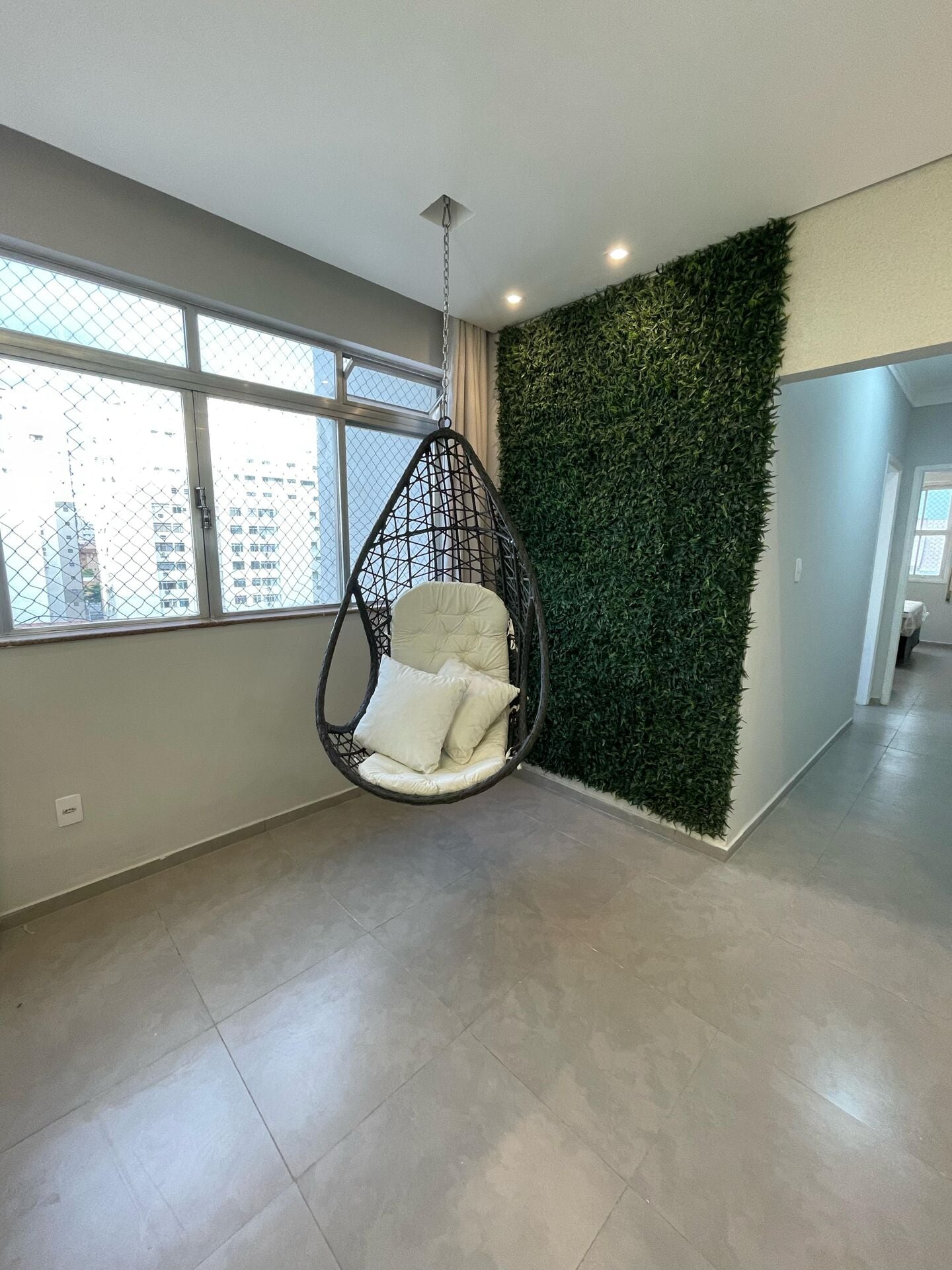 Apartamento 61 · 3 dorm. — Varanda