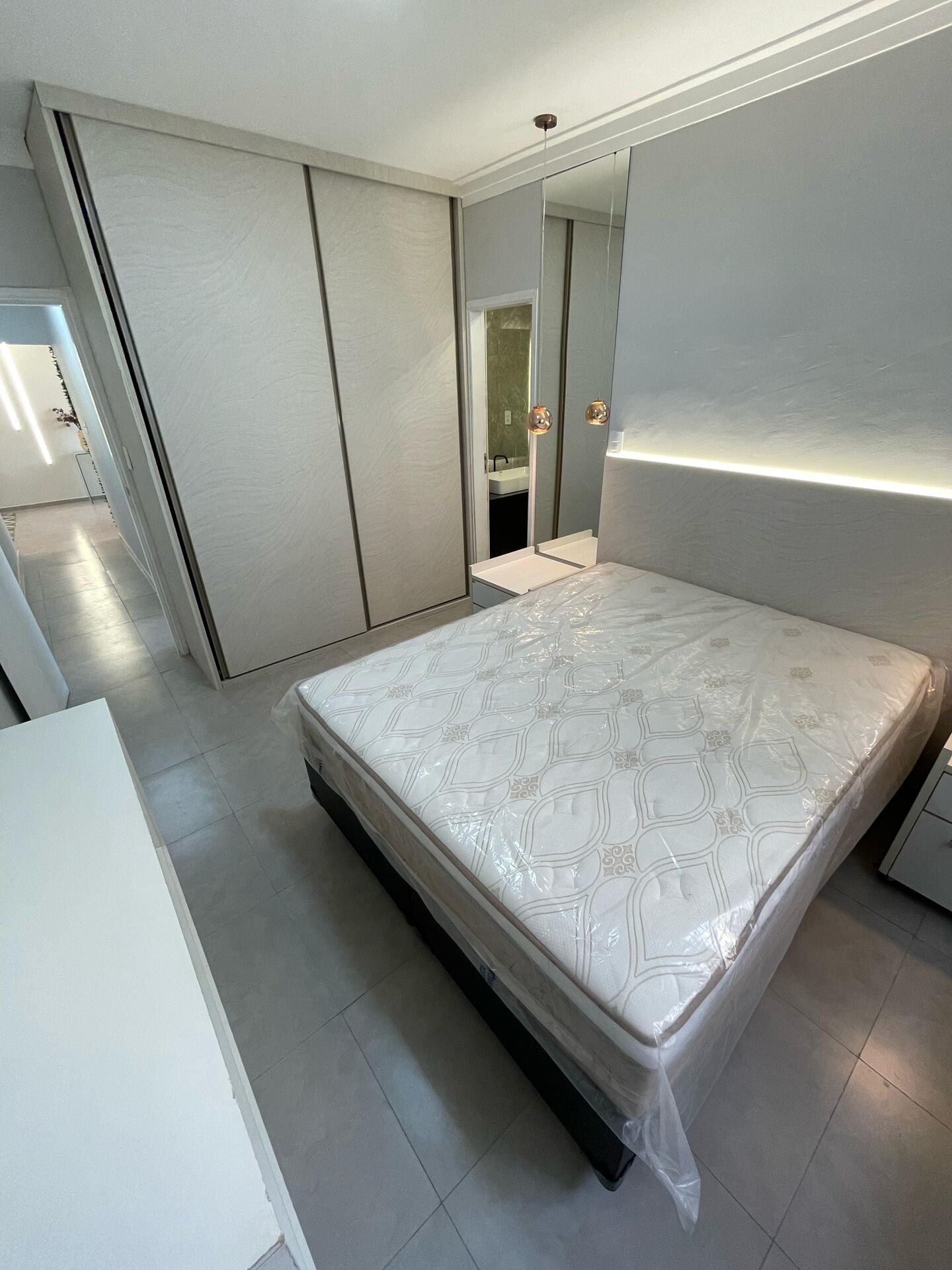 Apartamento 61 · 3 dorm. — Suíte 2