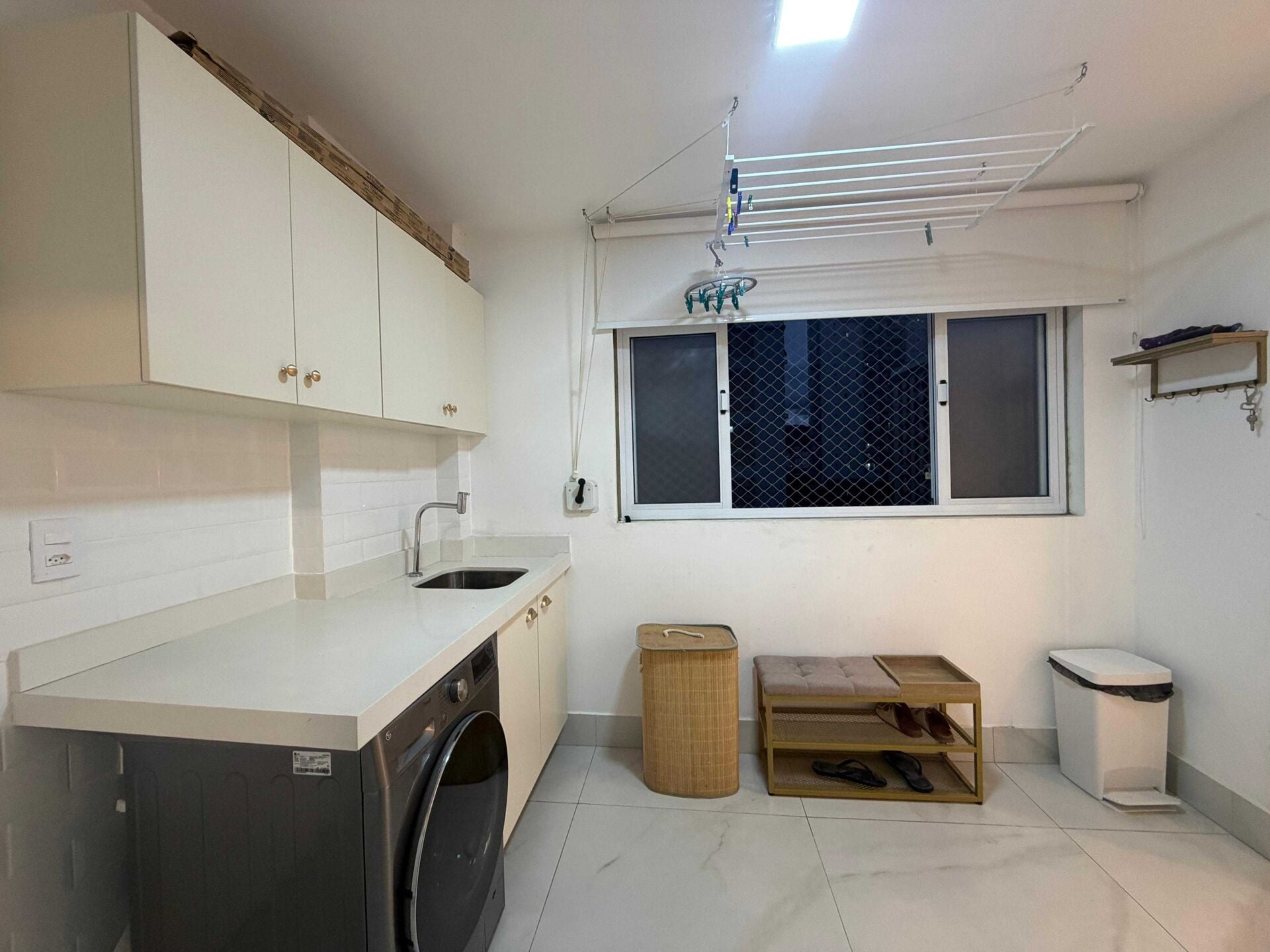 Apartamento 51 · 3 dorm. — Área de serviço