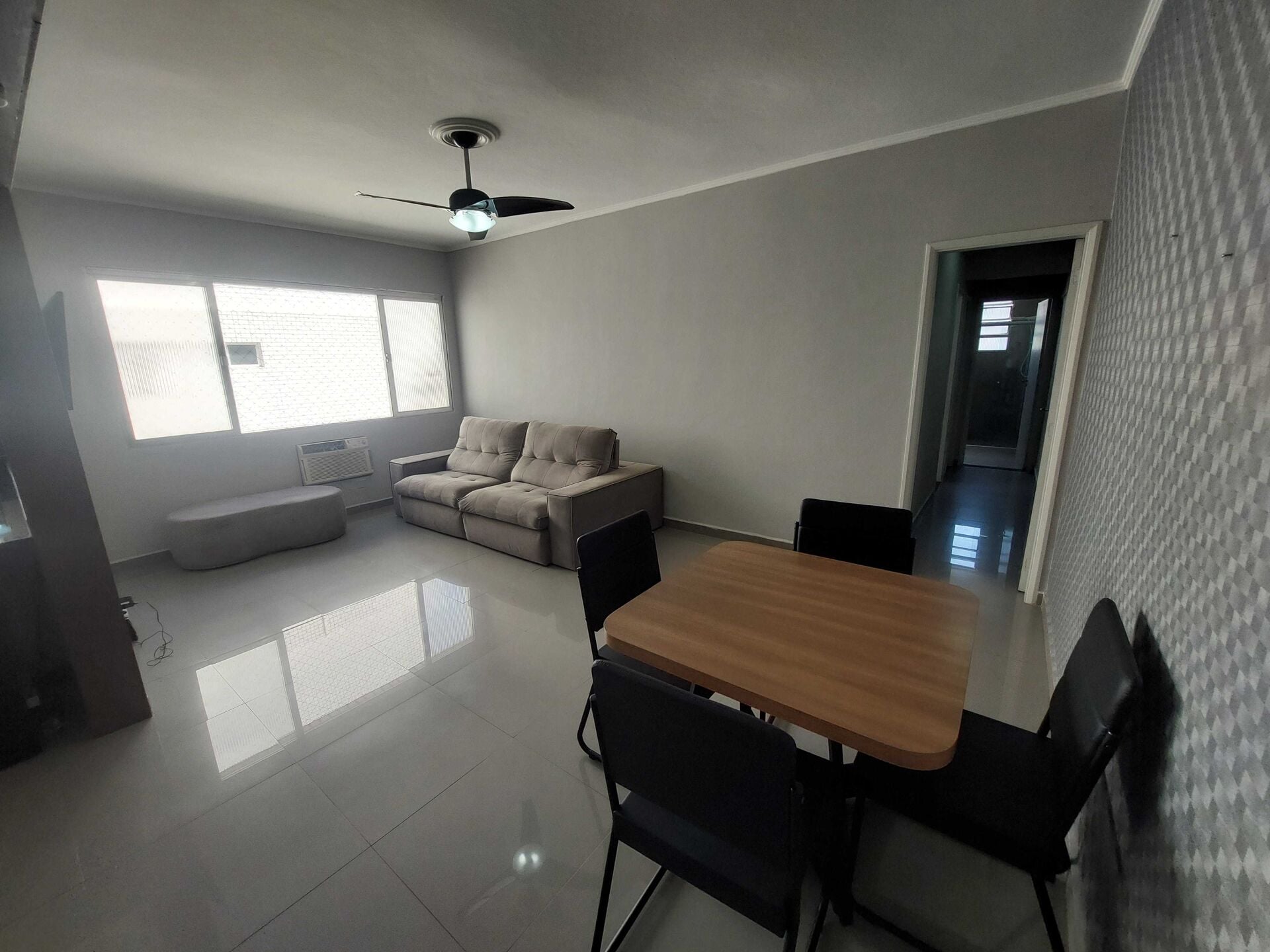 Apartamento 93 · 2 dorm. — Sala