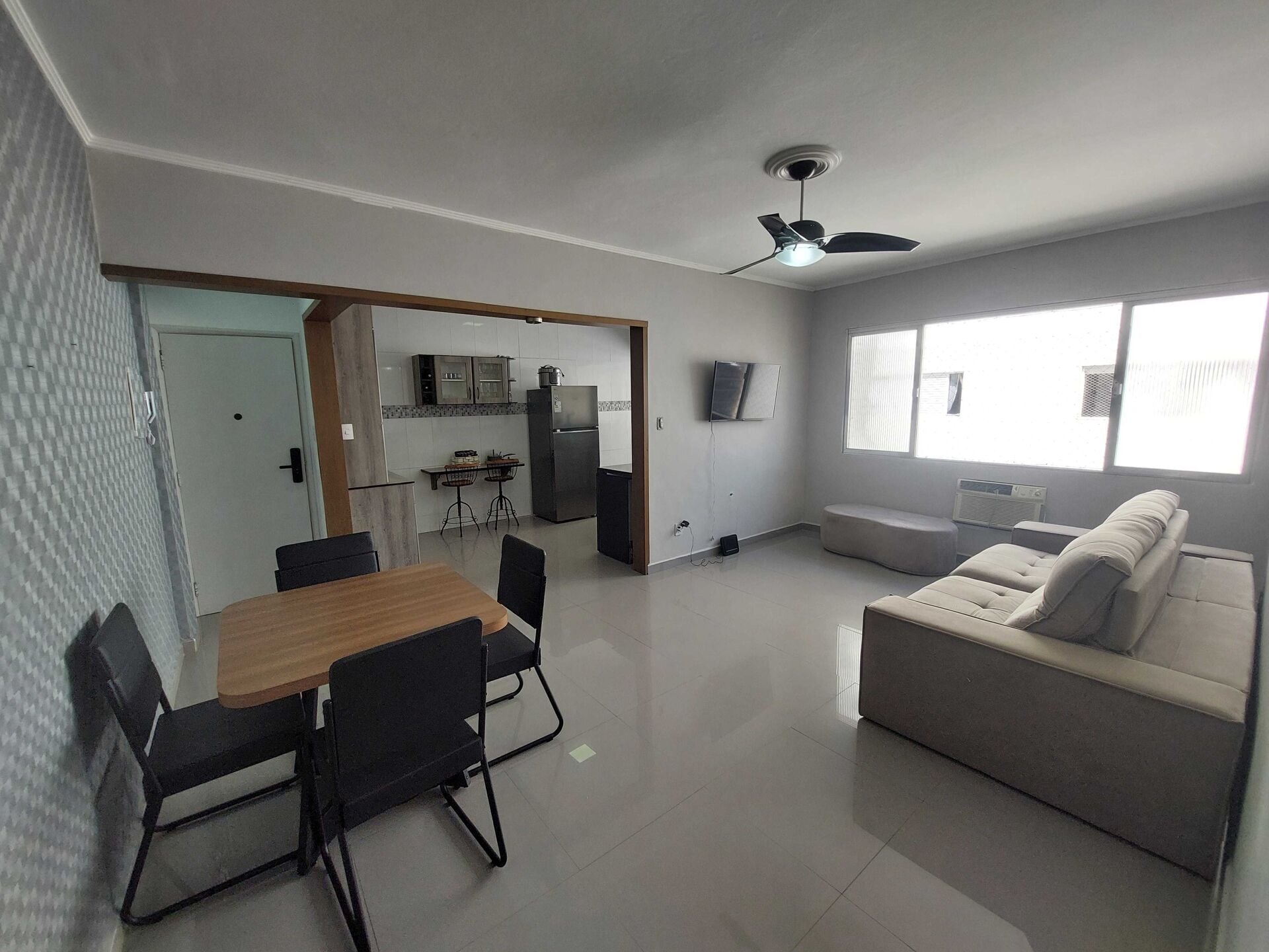 Apartamento 93 · 2 dorm.