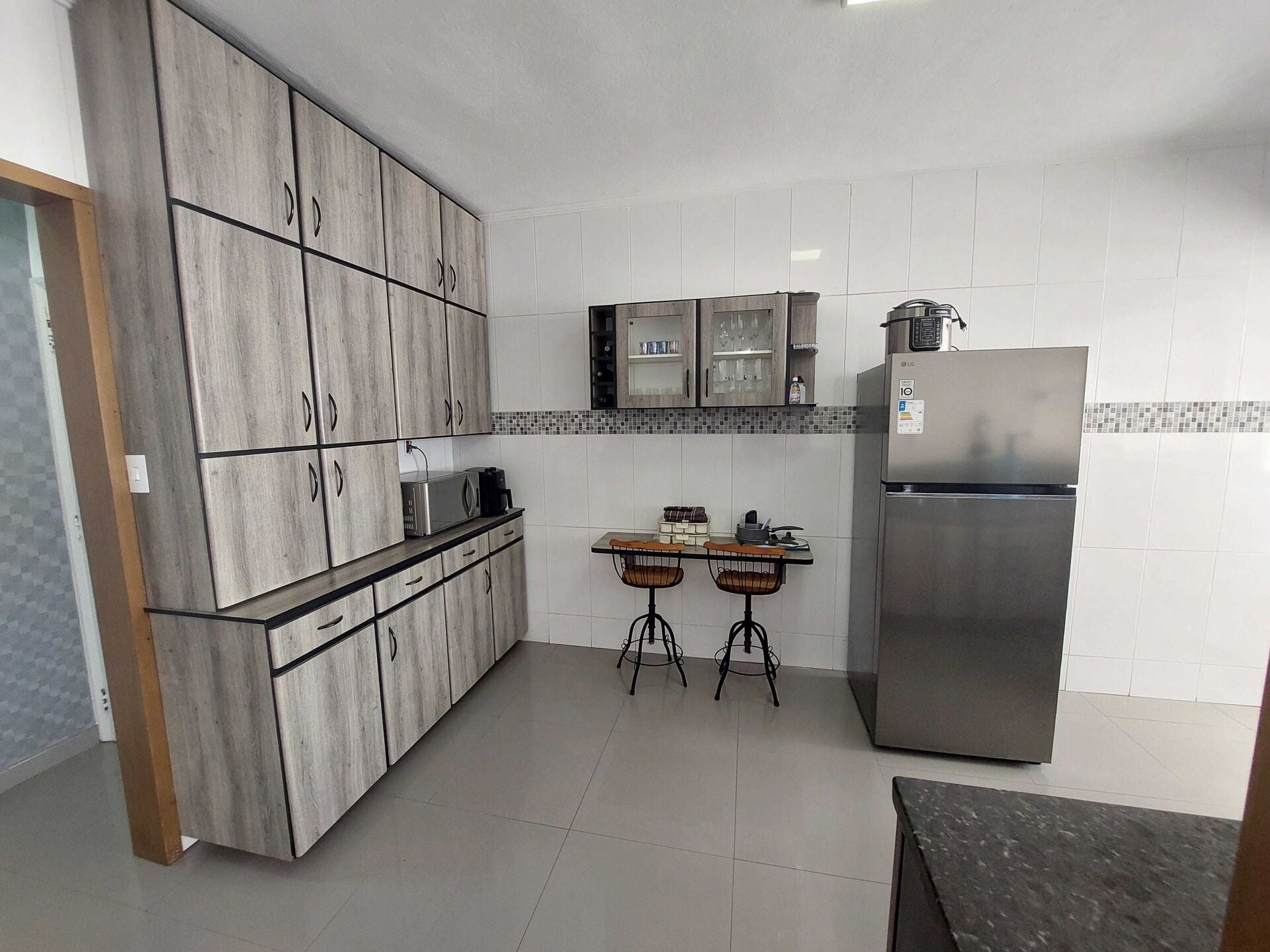 Apartamento 93 · 2 dorm. — Cozinha