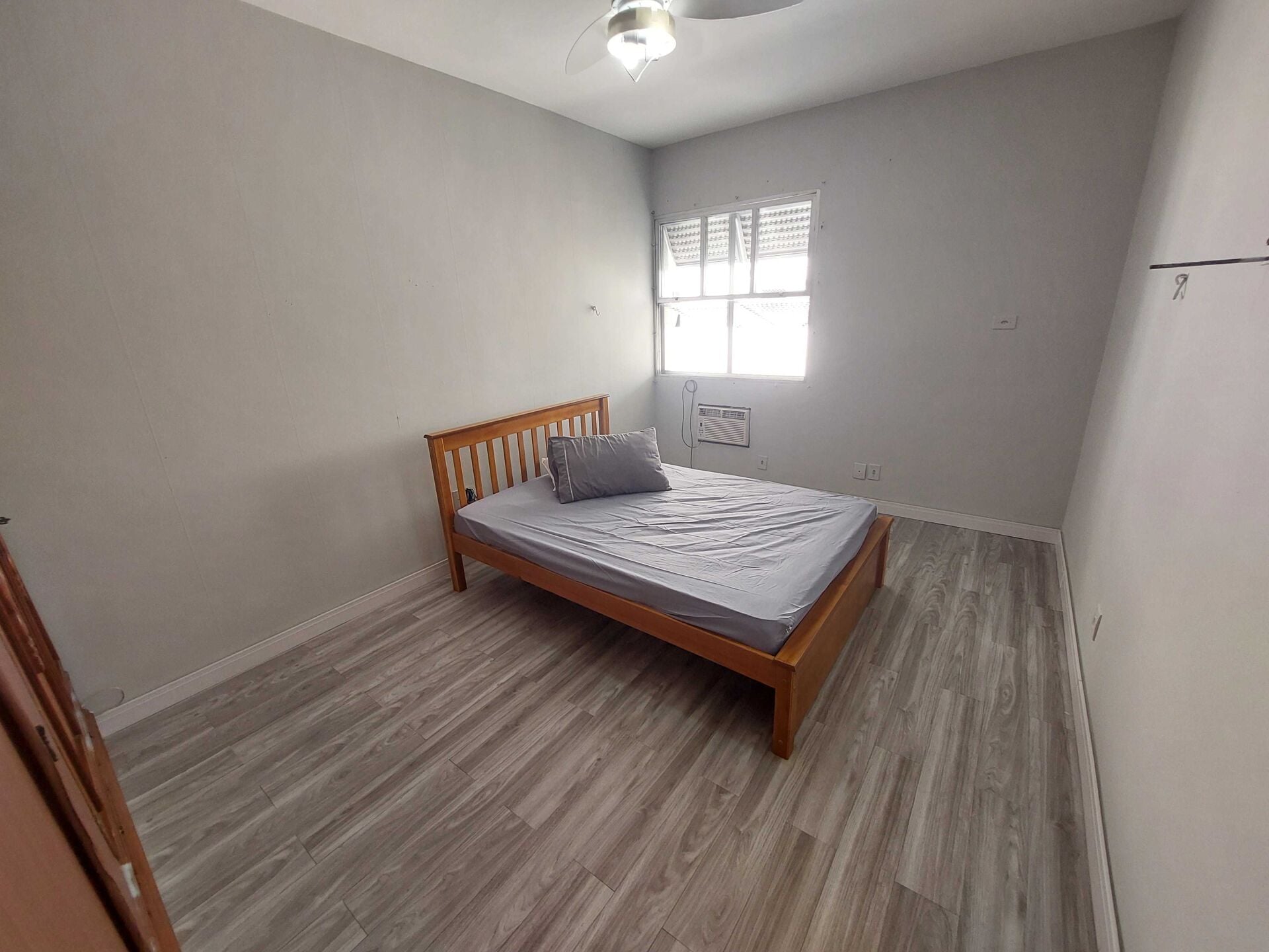 Apartamento 93 · 2 dorm. — Suíte