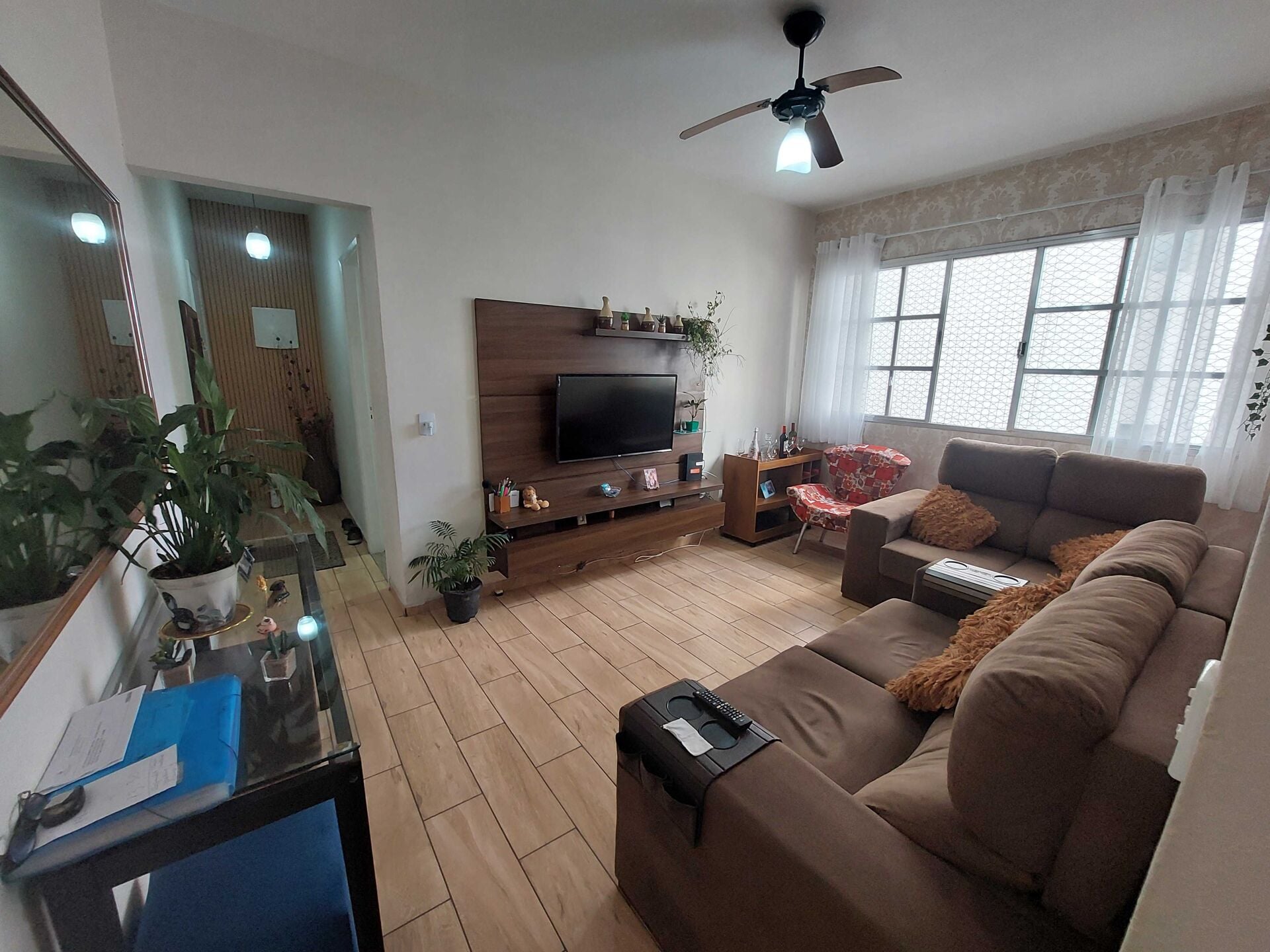 Apartamento 35 · 2 dorm. — Sala