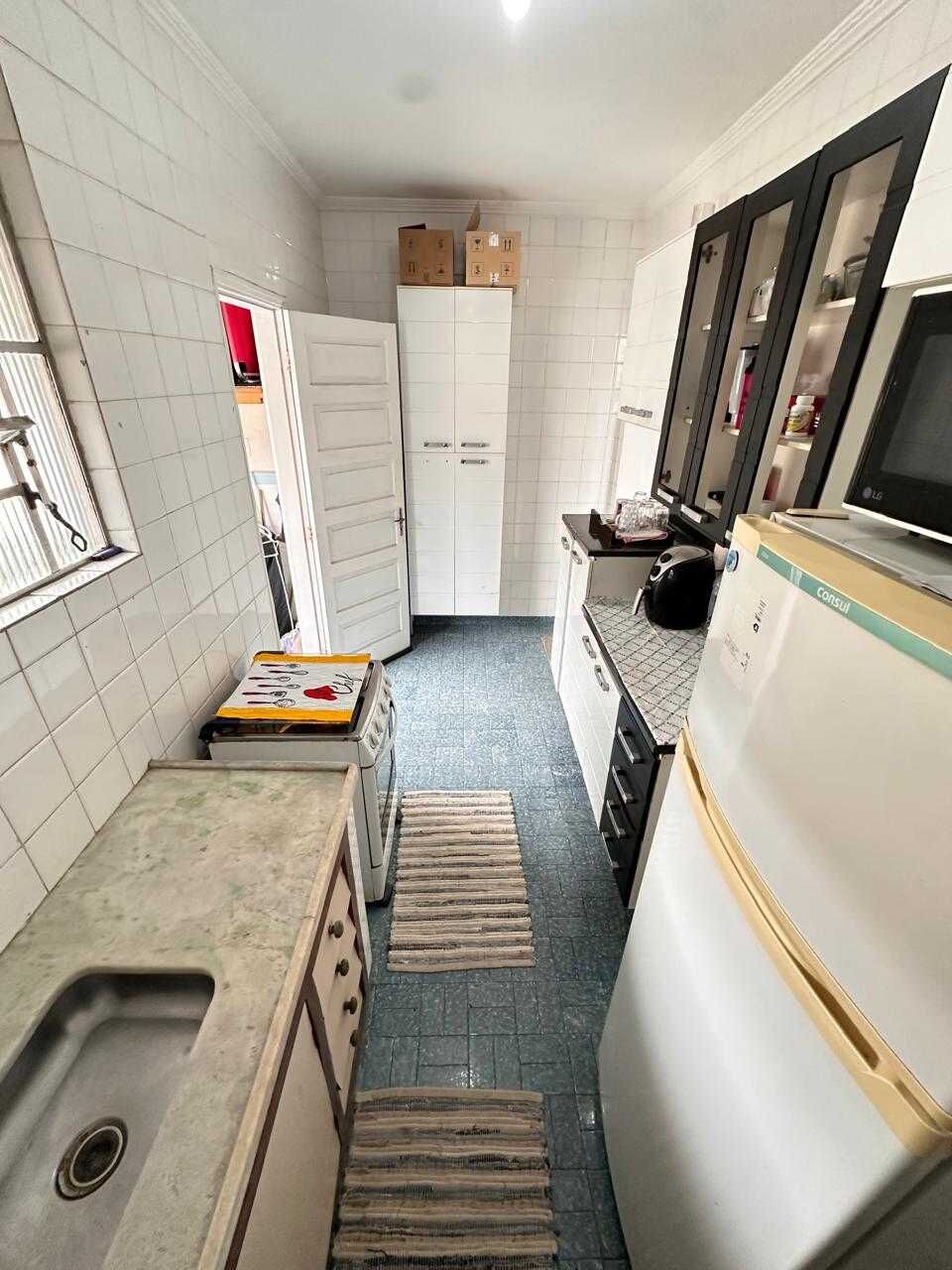 Apartamento · 2 dorm. — Cozinha