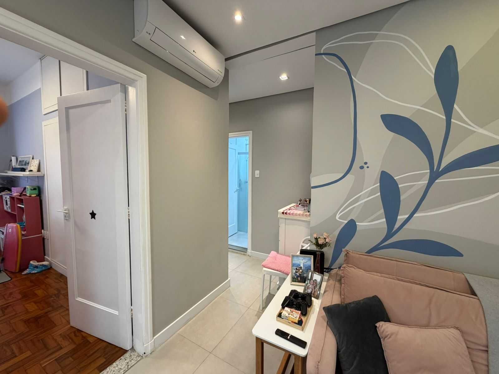 Apartamento 35 · 2 dorm. — Sala