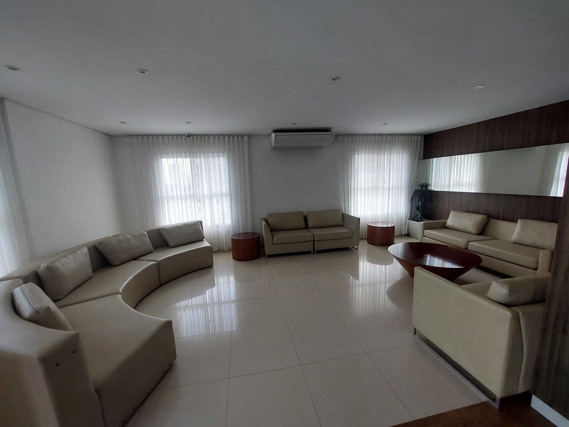 Apartamento 222 · 2 dorm. — Sala de festas