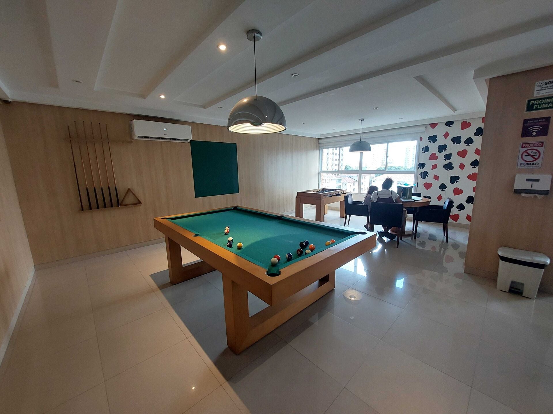Apartamento 222 · 2 dorm. — Sala de jogos