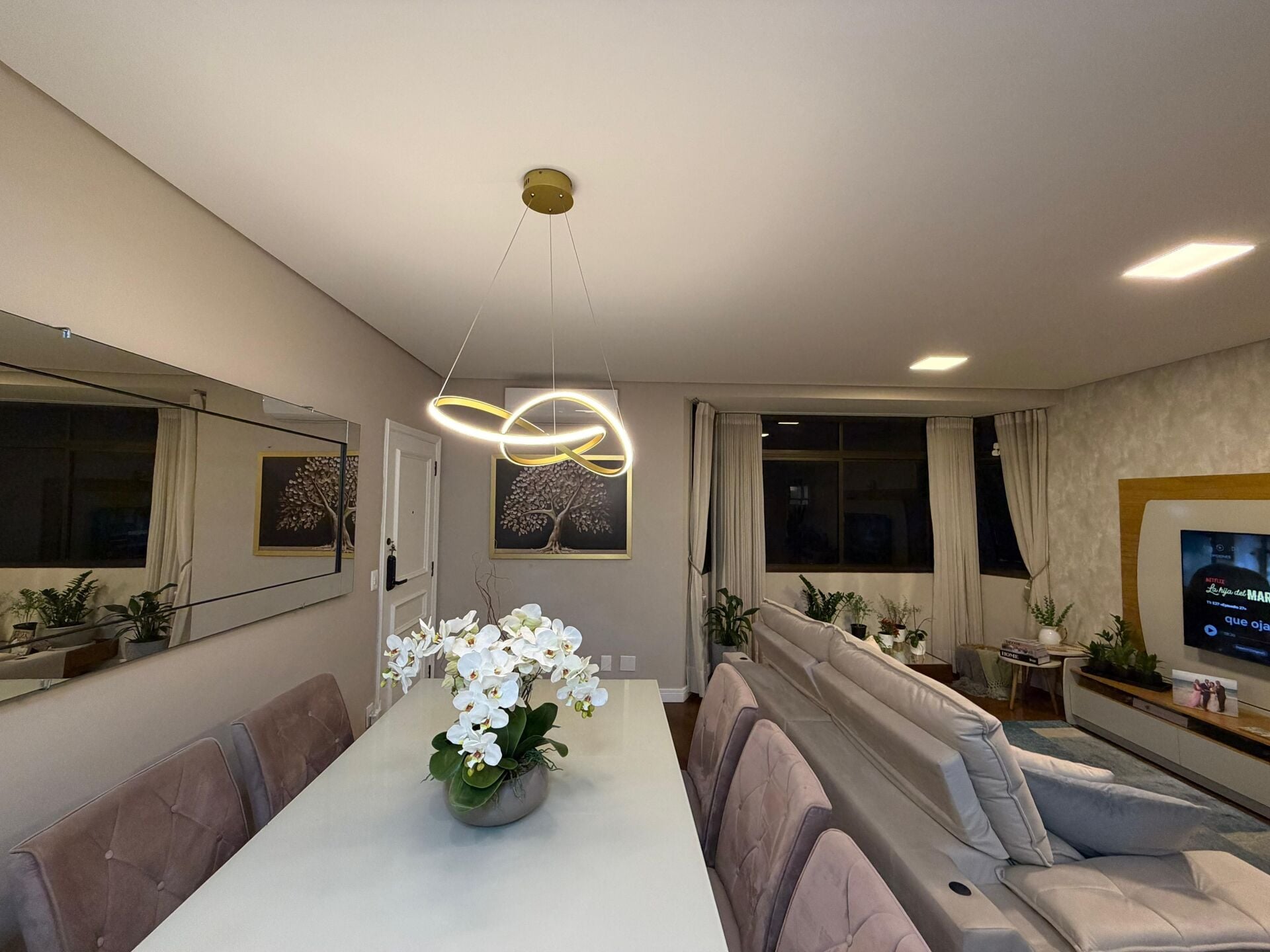 Apartamento 102 · 3 dorm. — Sala de jantar