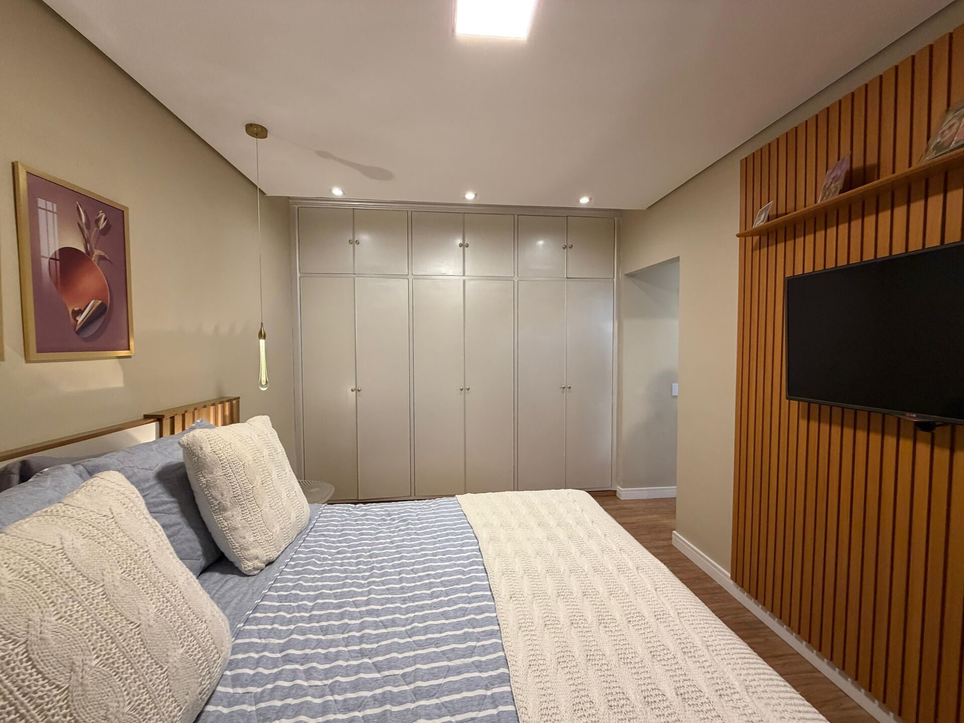 Apartamento 102 · 3 dorm. — Suíte 2