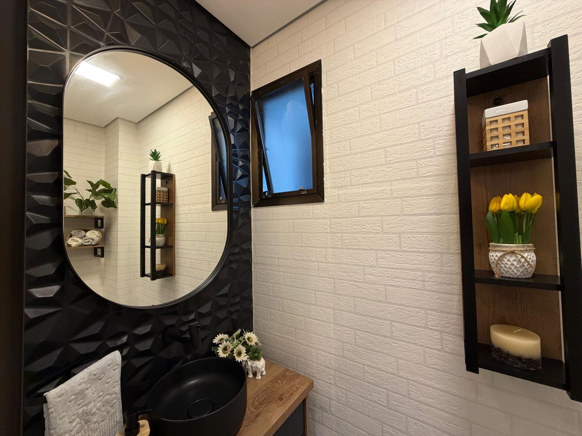 Apartamento 102 · 3 dorm. — Banheiro
