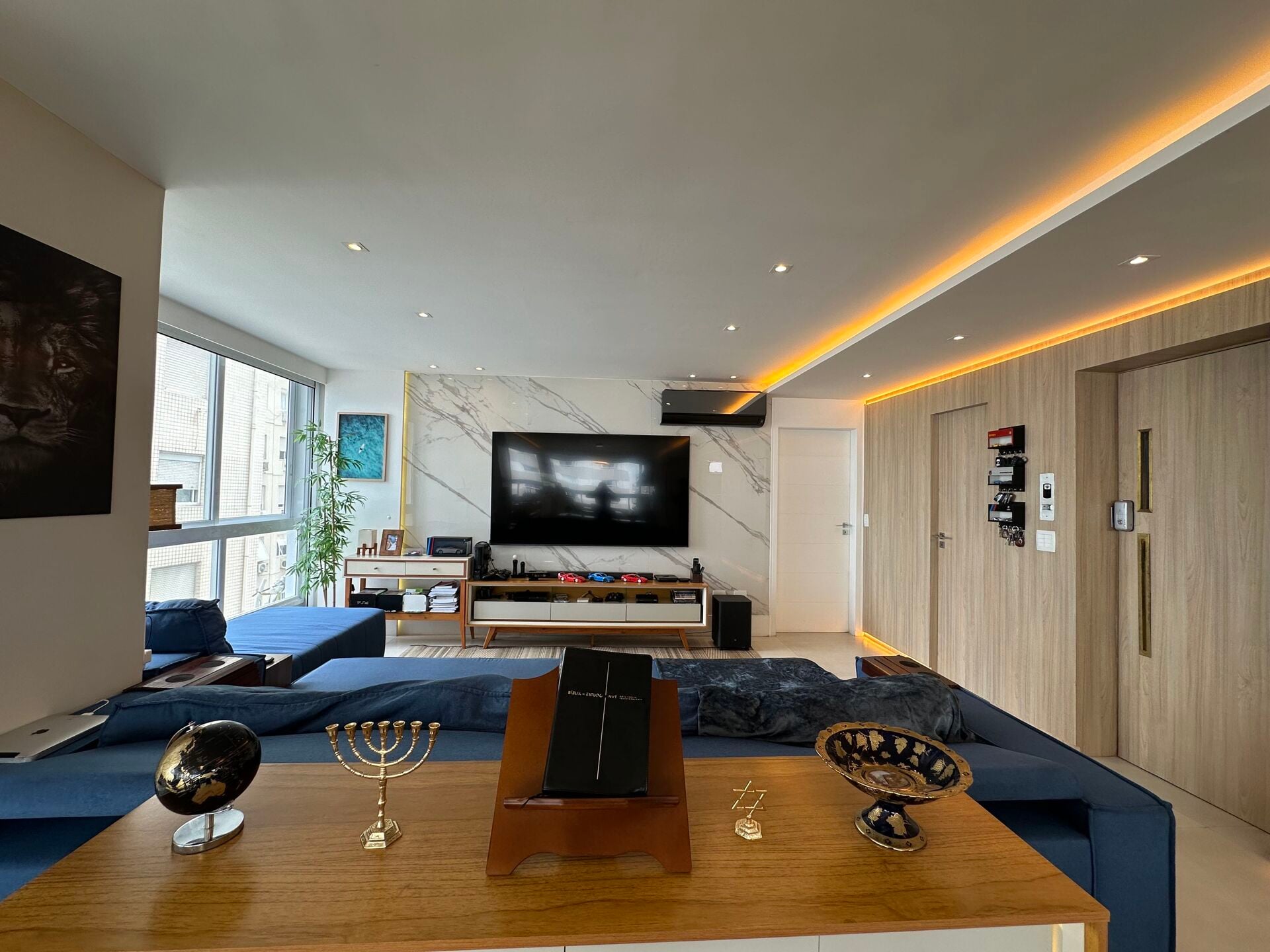 Apartamento 121 · 3 dorm. — Sala