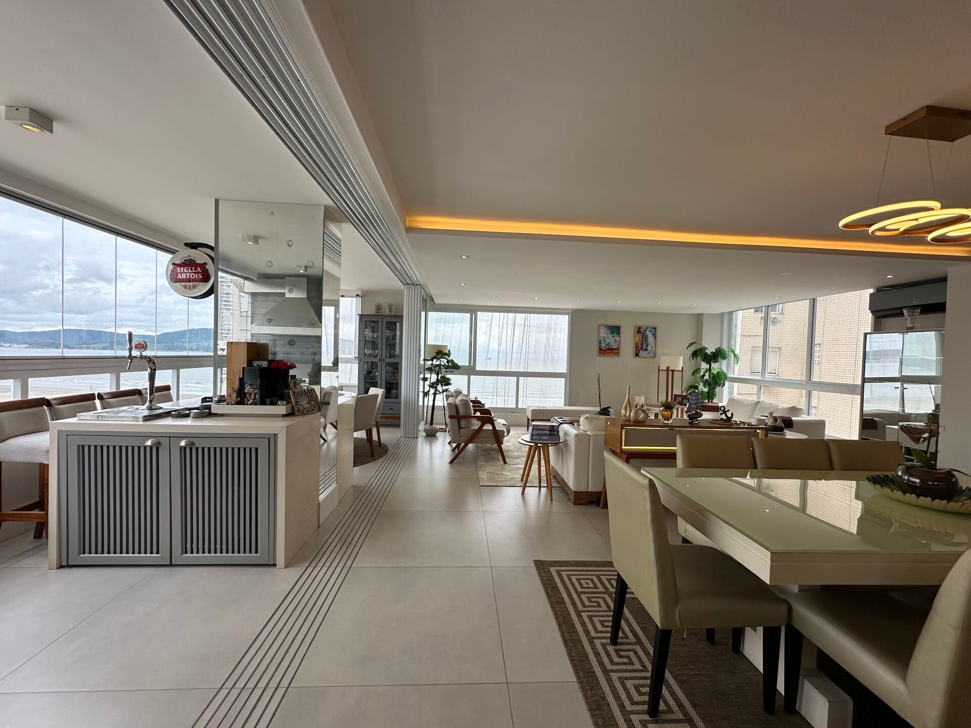 Apartamento 121 · 3 dorm. — Sala de jantar