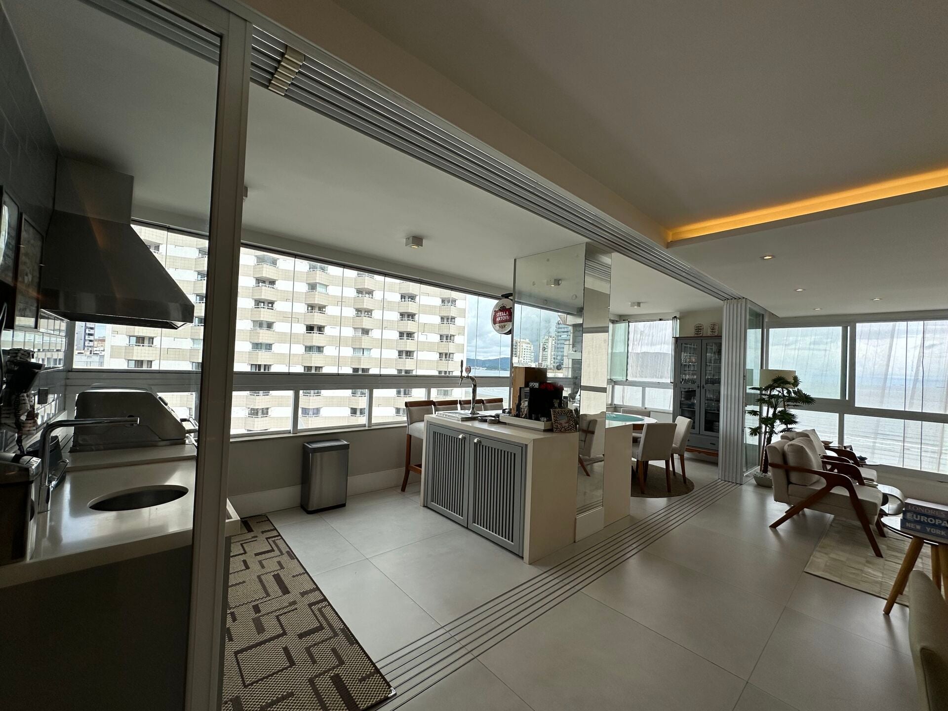 Apartamento 121 · 3 dorm. — Varanda gourmet