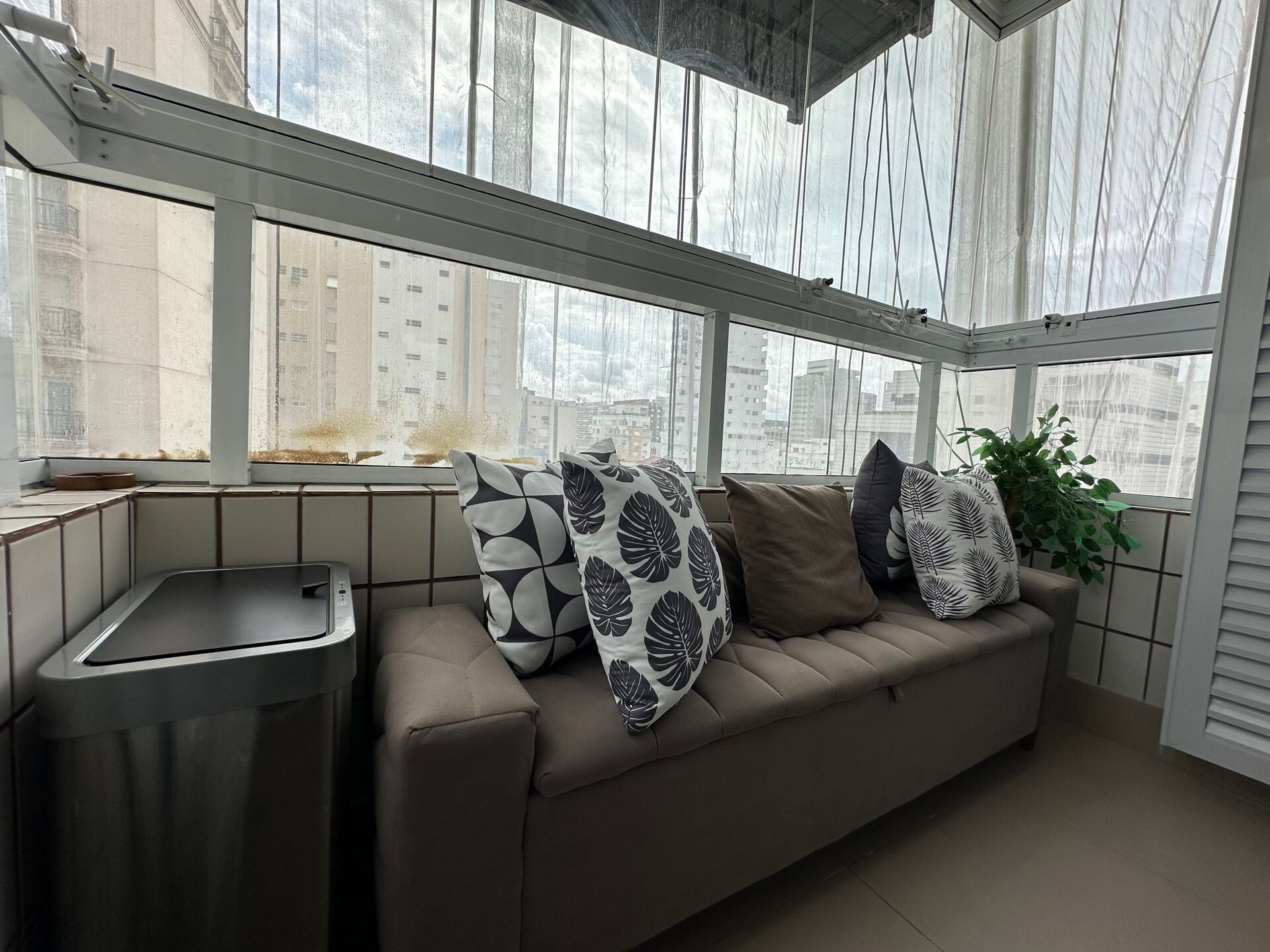 Apartamento 121 · 3 dorm. — Varanda