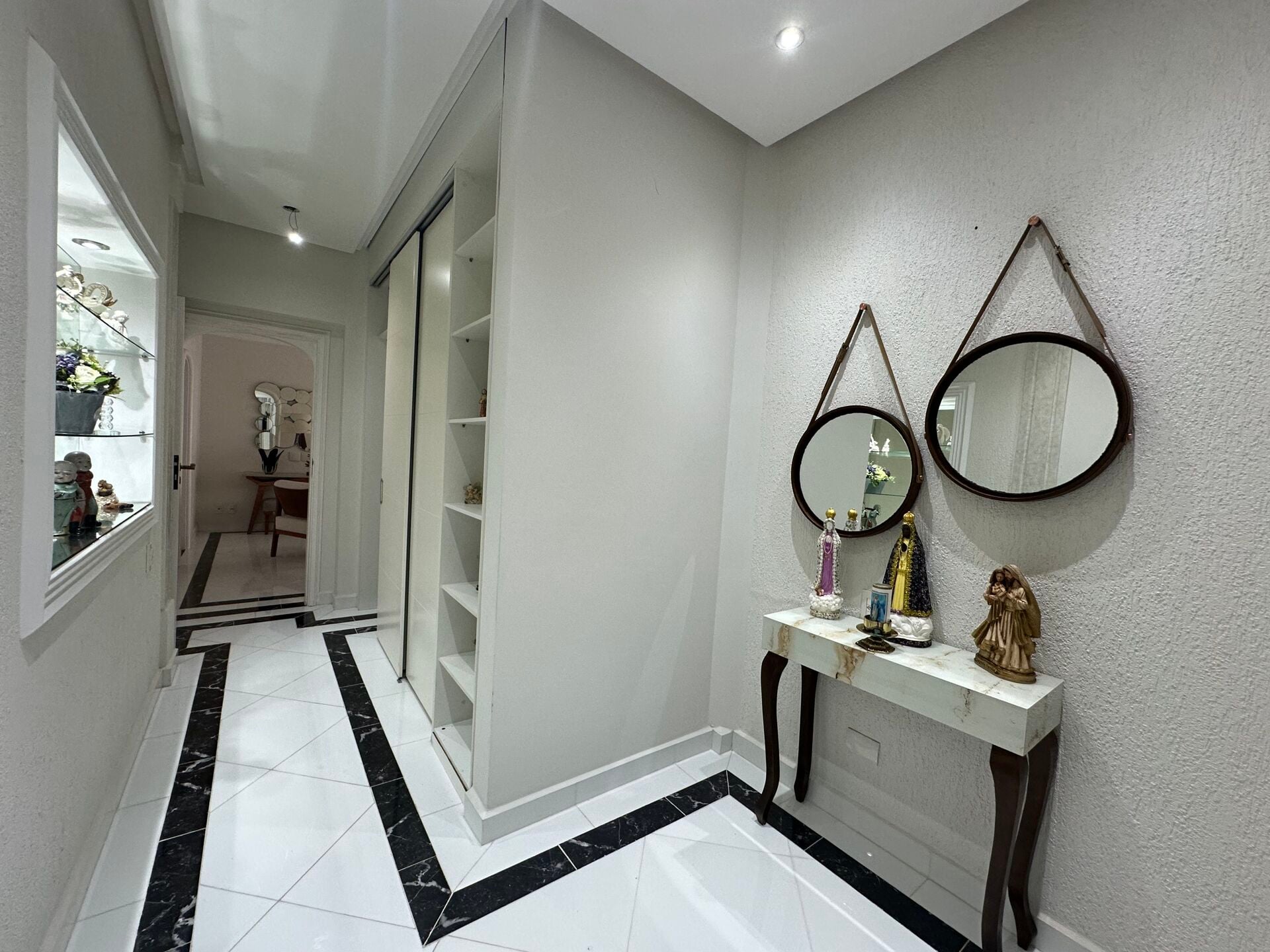 Apartamento 41 · 3 dorm. — Circulação
