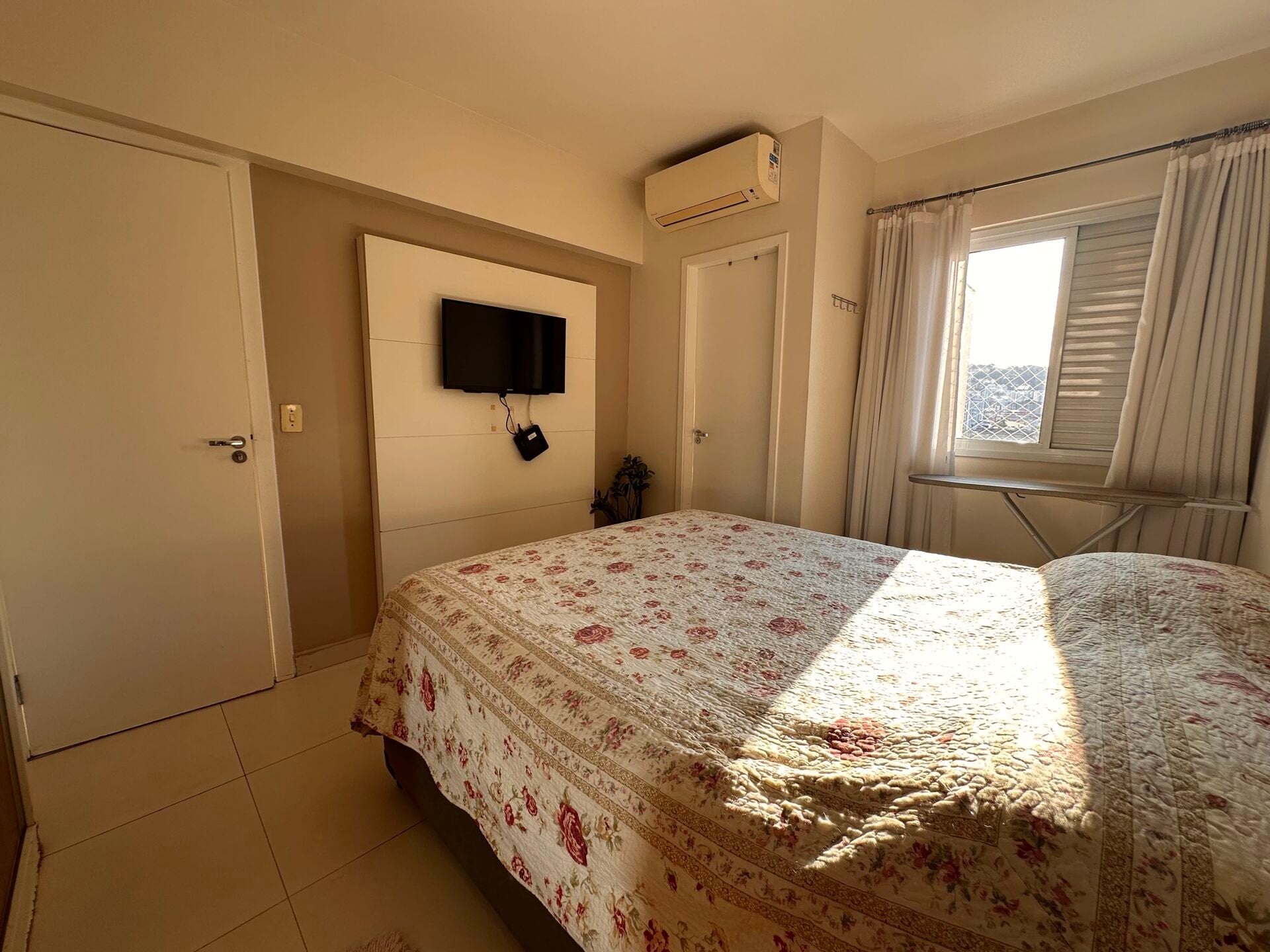 Apartamento 71 · 3 dorm. — Suíte