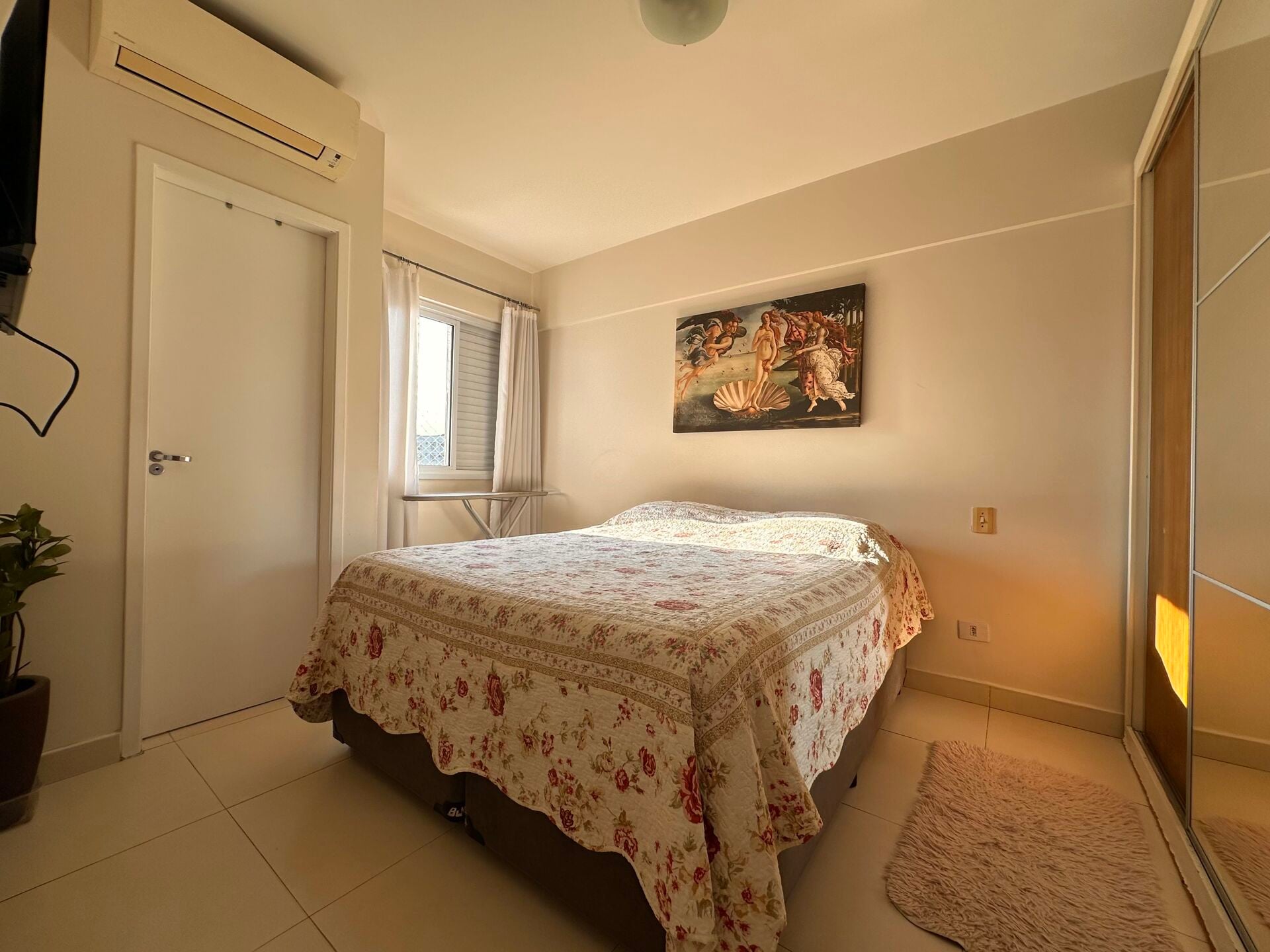 Apartamento 71 · 3 dorm. — Suíte