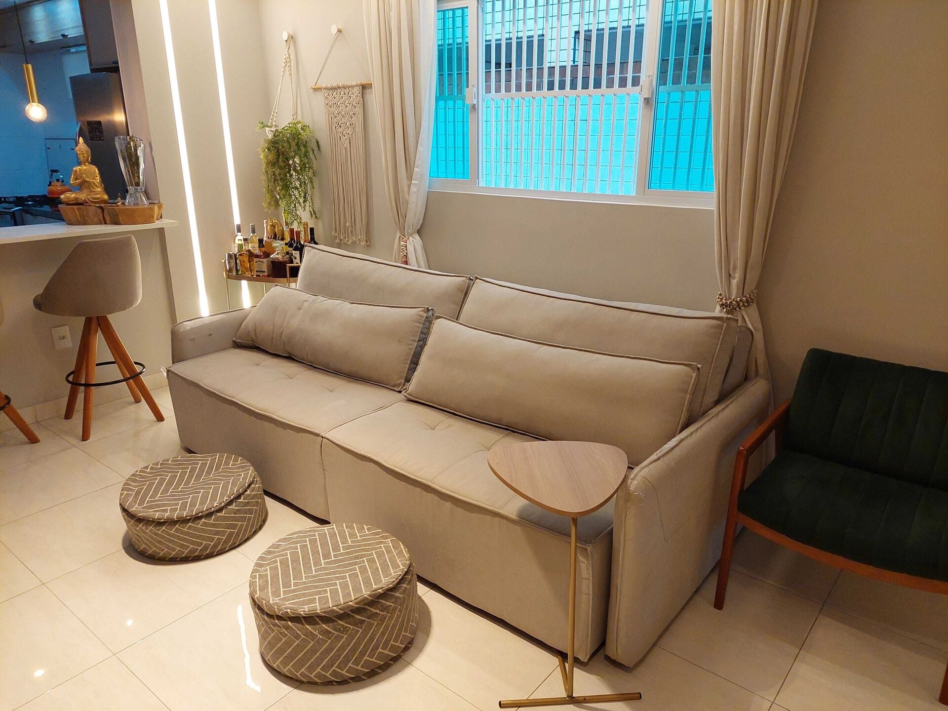 Casa Alto Padrão · 3 dorm. — Sala