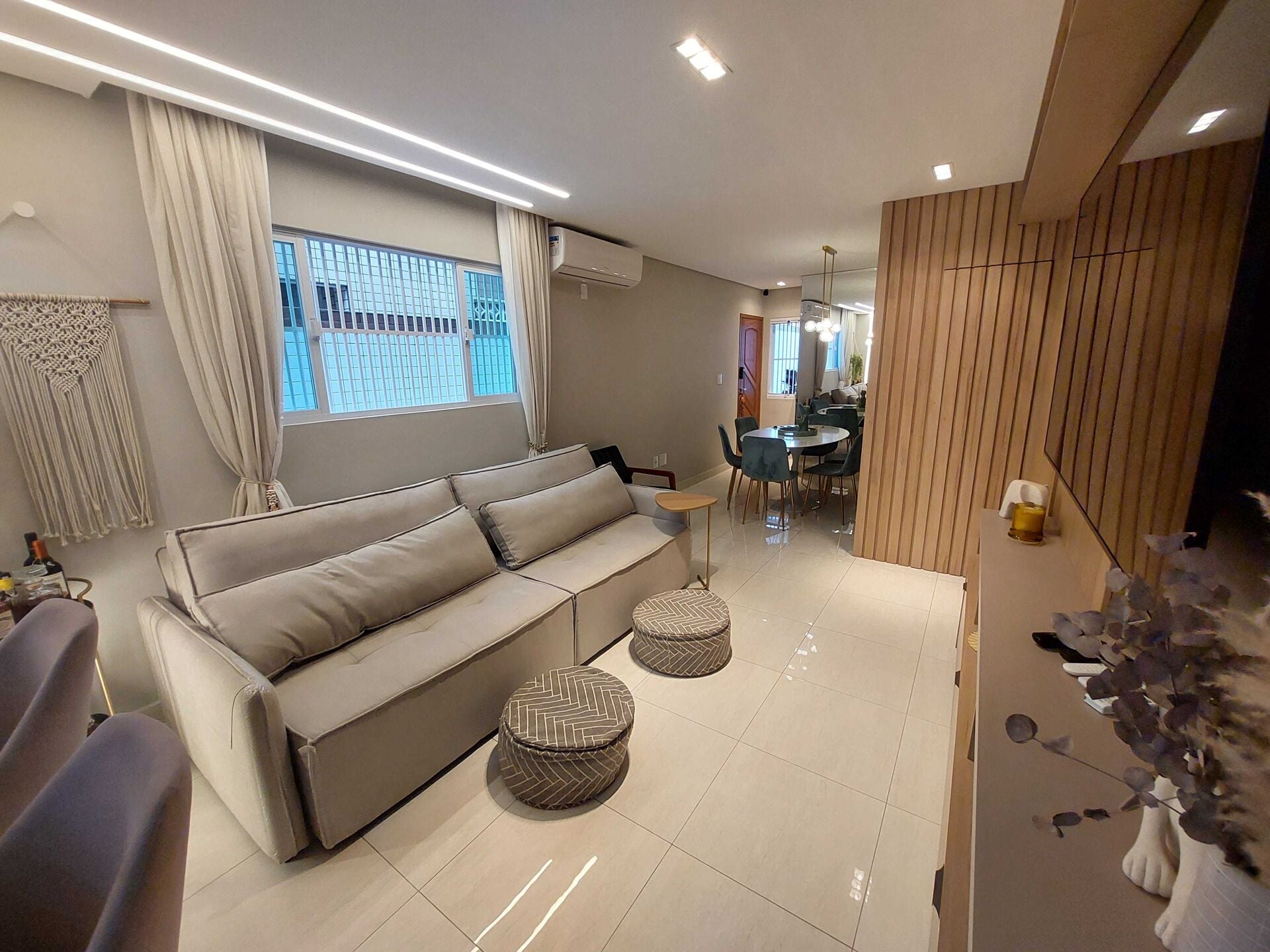 Casa Alto Padrão · 3 dorm.