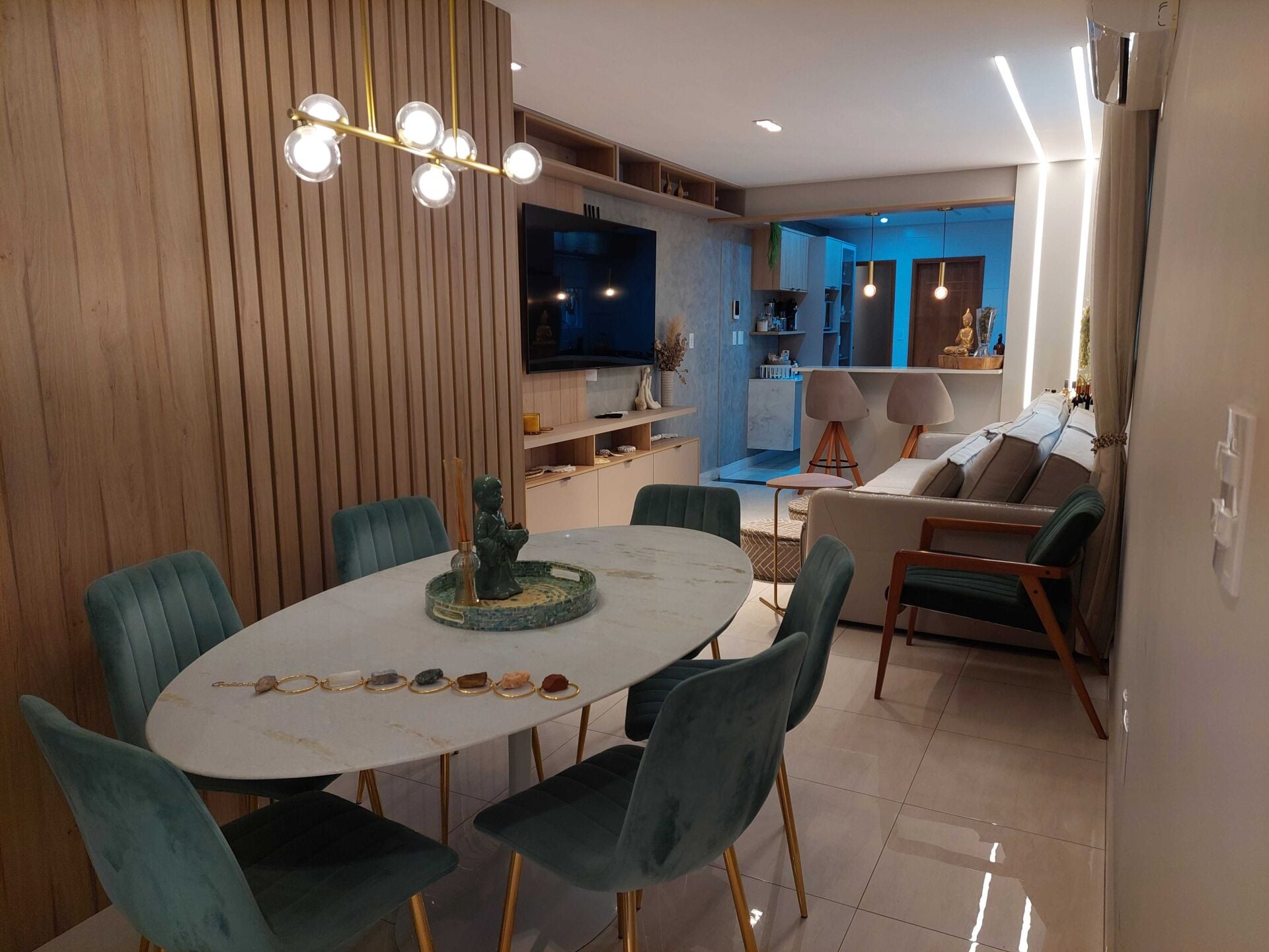 Casa Alto Padrão · 3 dorm. — Sala de jantar