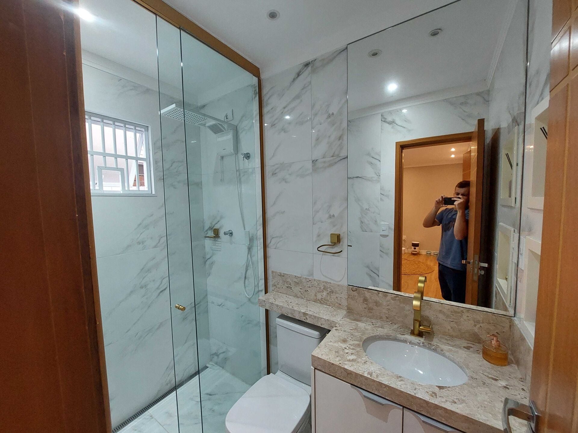 Casa Alto Padrão · 3 dorm. — Banheiro suite