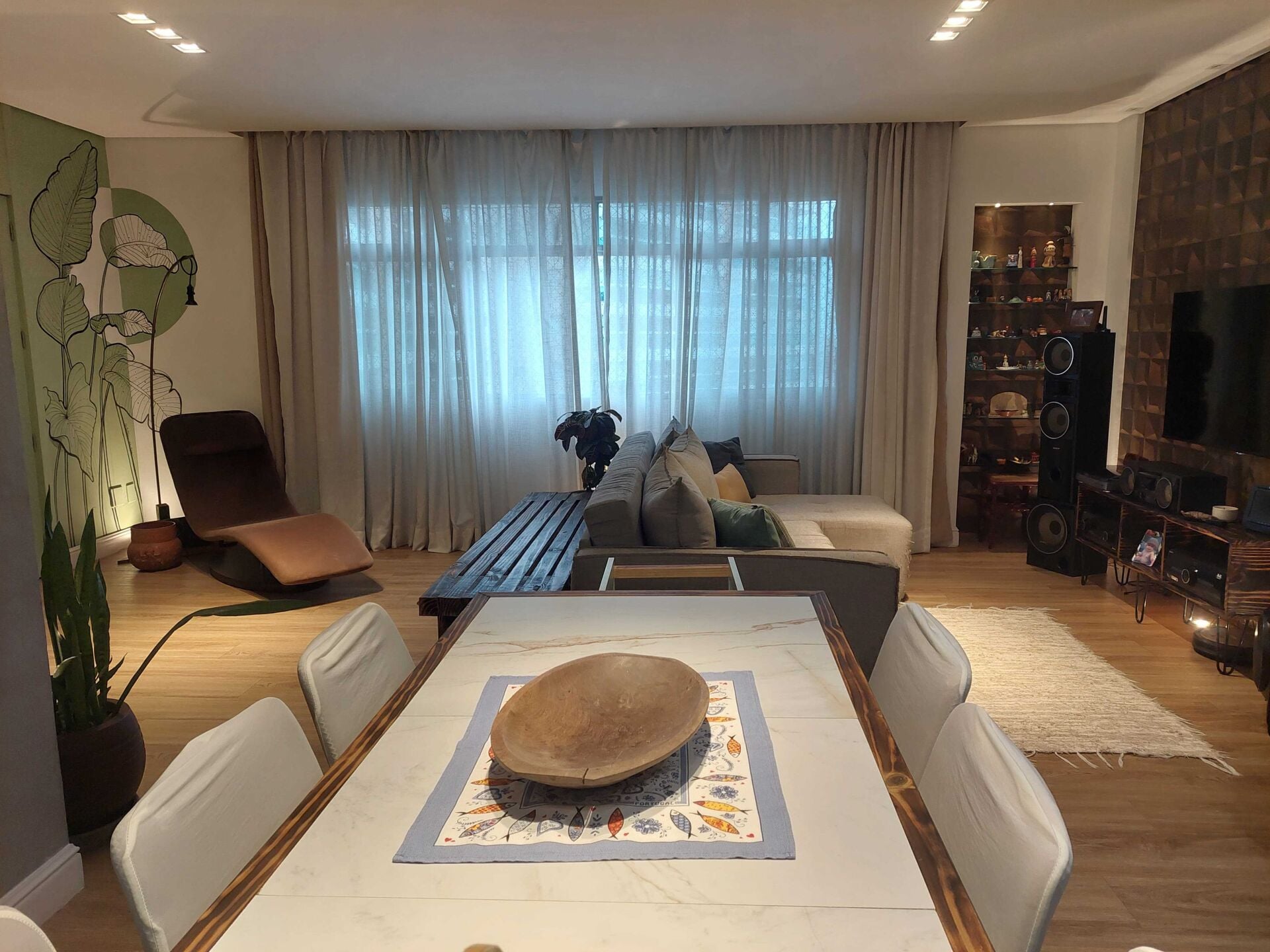 Apartamento 91 · 3 dorm.