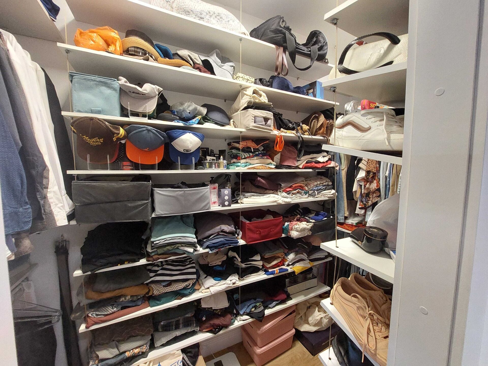 Apartamento 91 · 3 dorm. — Closet