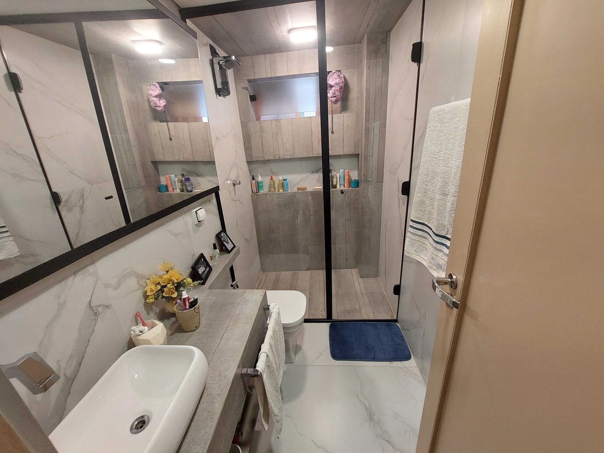 Apartamento 91 · 3 dorm. — Banheiro suite