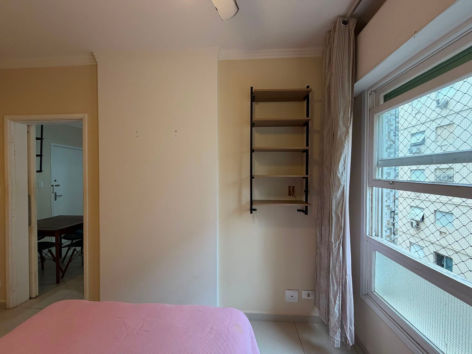 Apartamento 108 · 1 dorm. — Quarto