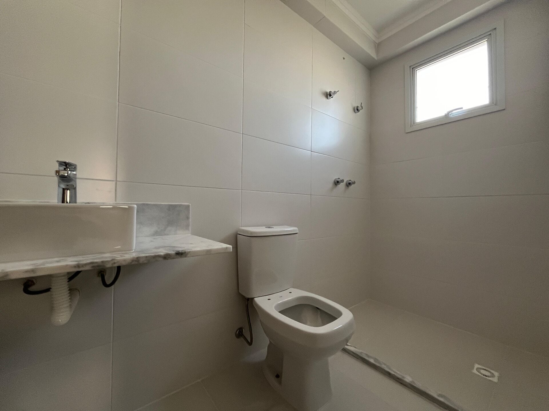 Apartamento 234 · 3 dorm. — Banheiro