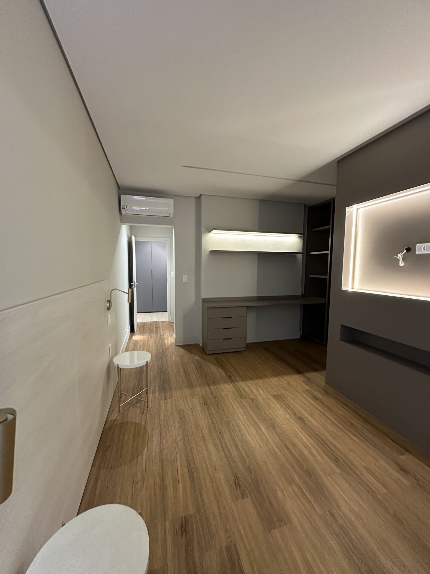 Apartamento 11 · 3 dorm. — Circulação