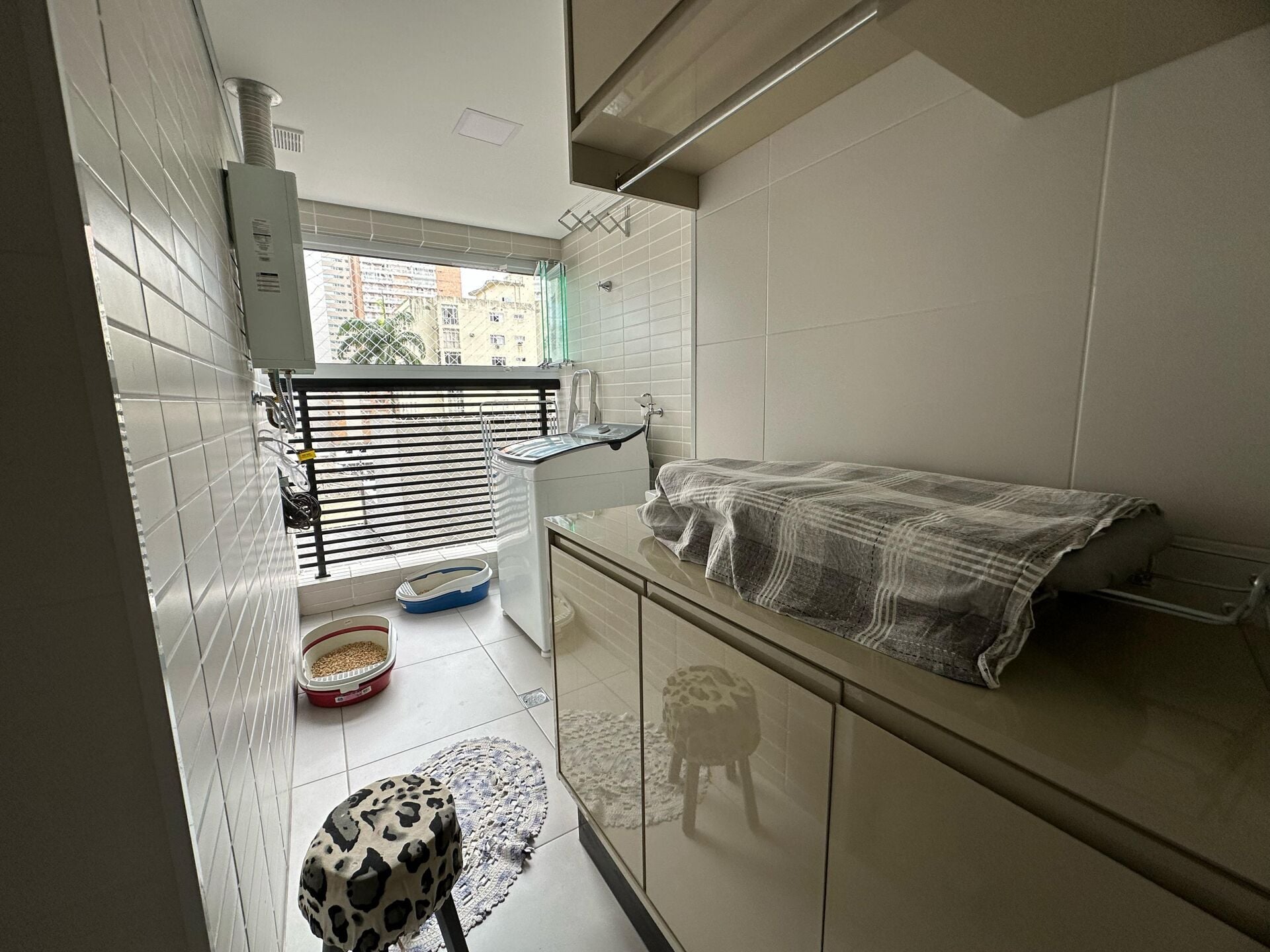 Apartamento 74 · 3 dorm. — Área de serviço