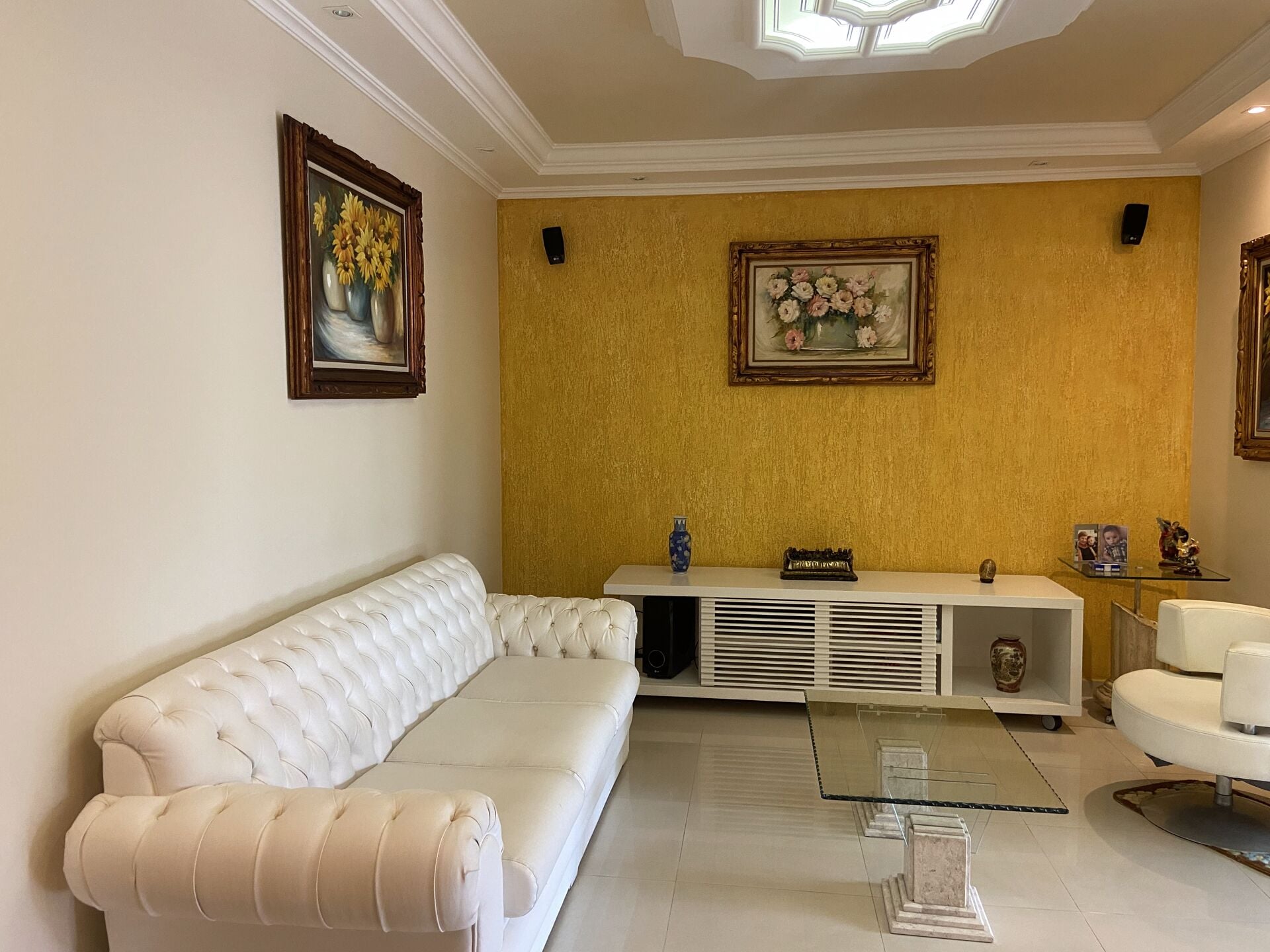 Apartamento 43 · 2 dorm. — Sala