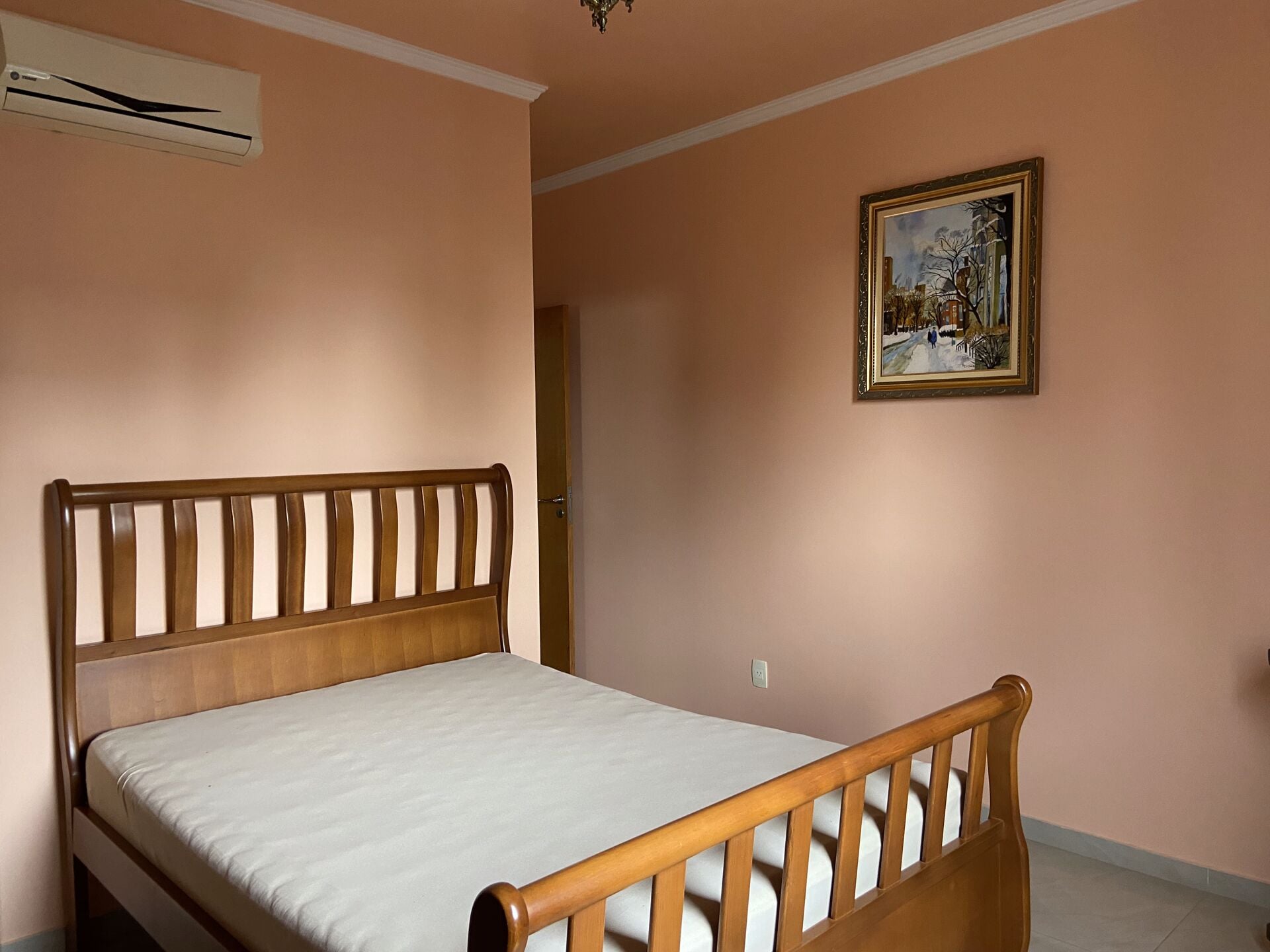 Apartamento 43 · 2 dorm. — Suíte