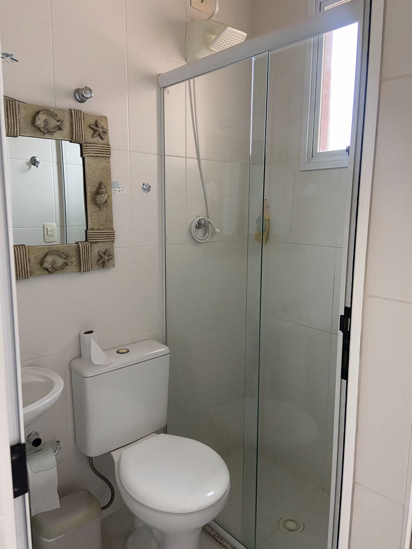 Apartamento 43 · 2 dorm. — Banheiro