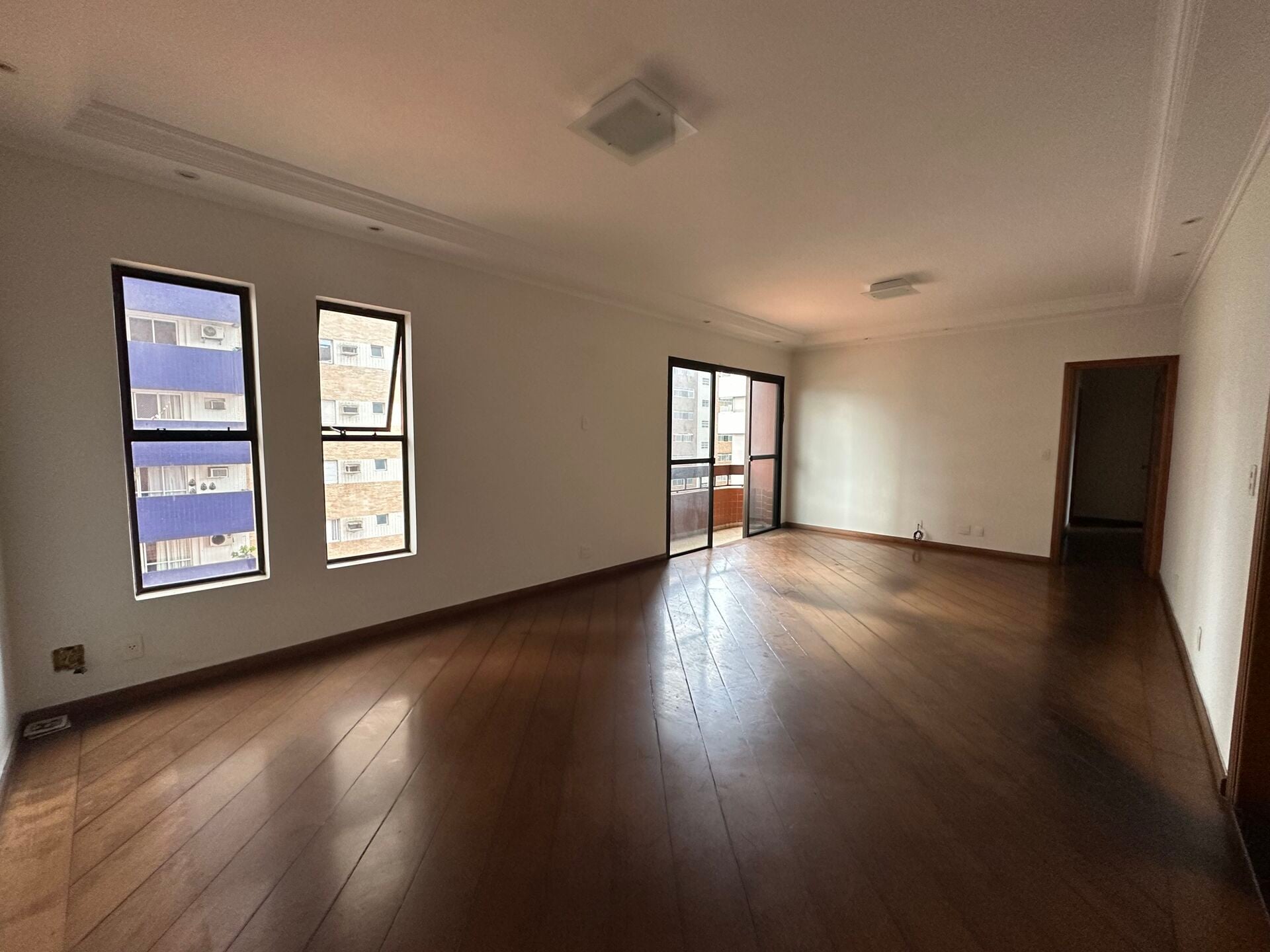 Apartamento 51 · 3 dorm. — Sala