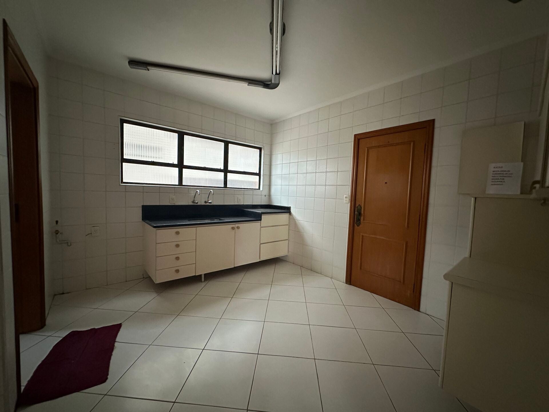 Apartamento 51 · 3 dorm. — Cozinha