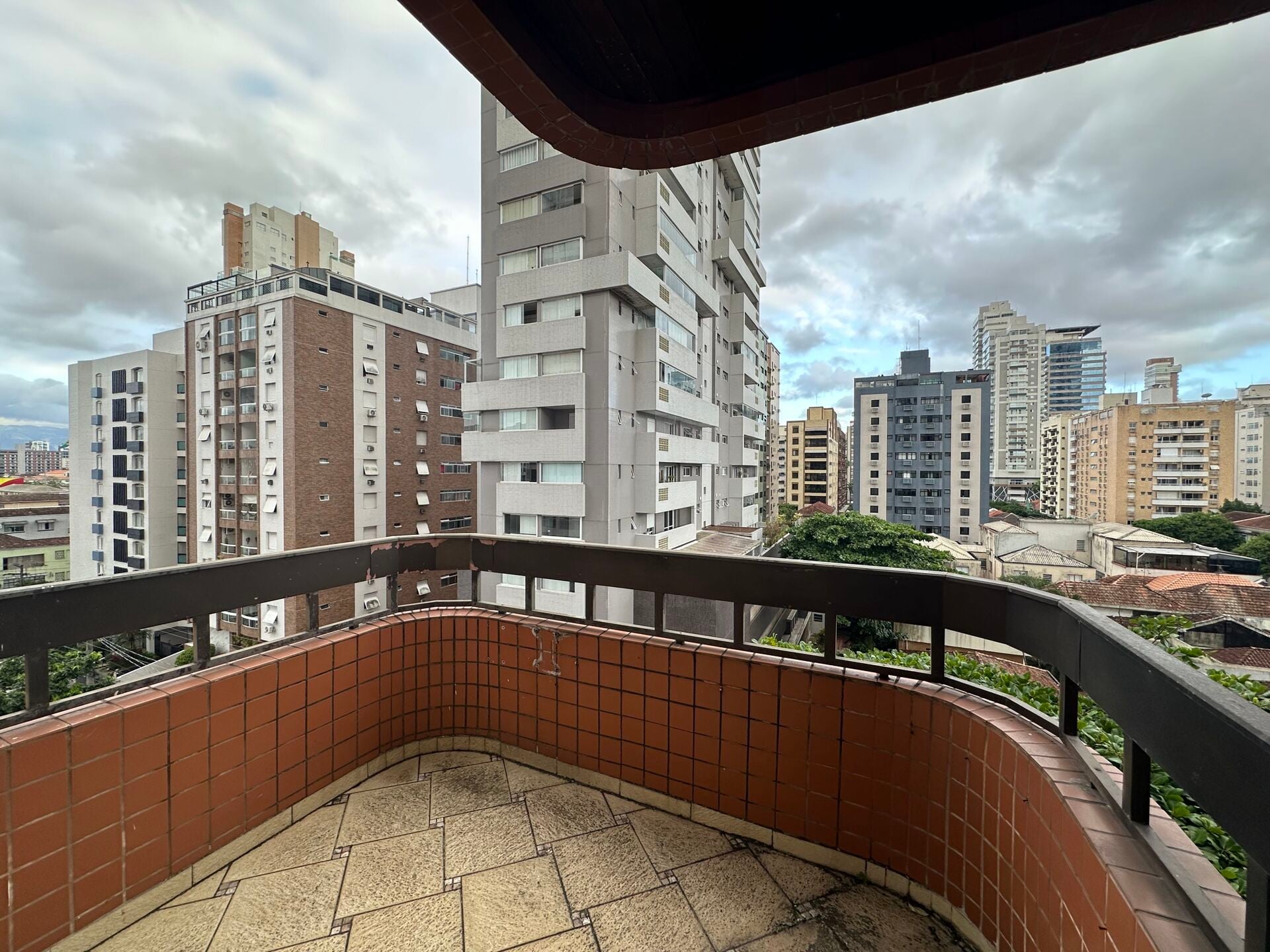 Apartamento 51 · 3 dorm. — Varanda