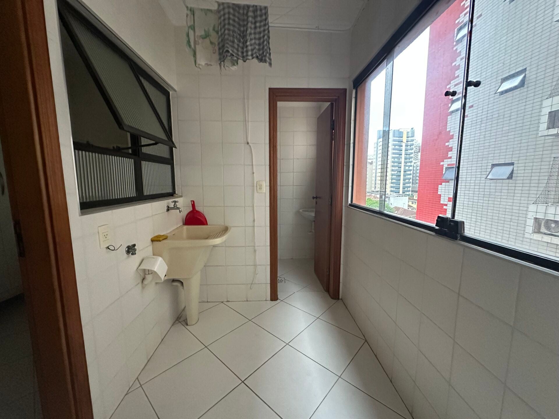 Apartamento 51 · 3 dorm. — Área de serviço