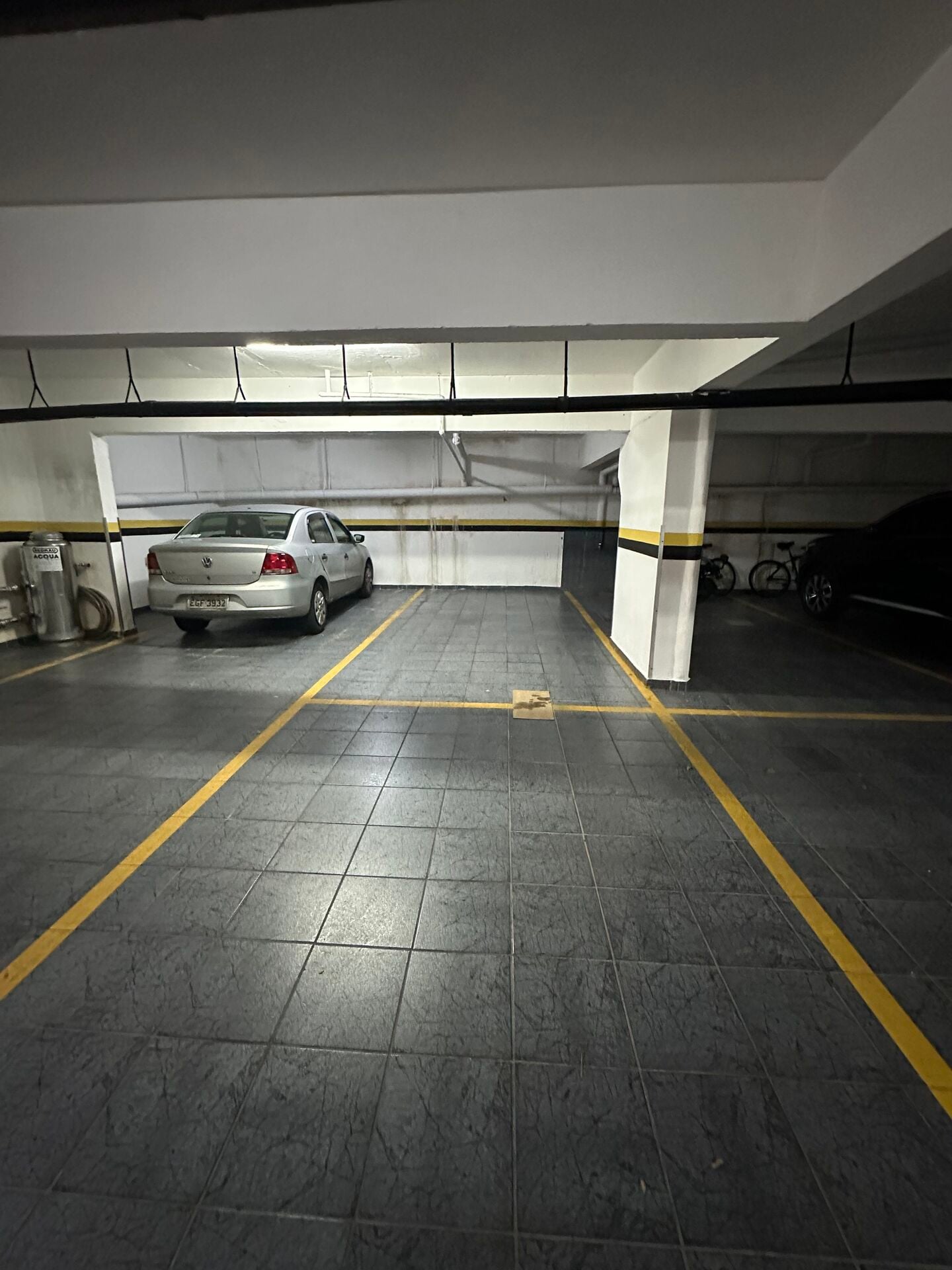 Apartamento 51 · 3 dorm. — Garagem