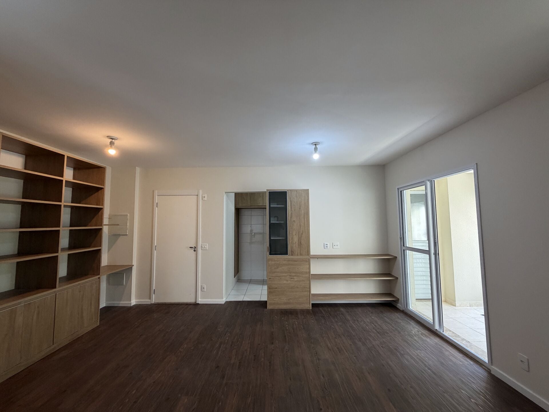 Apartamento 64 · 3 dorm.
