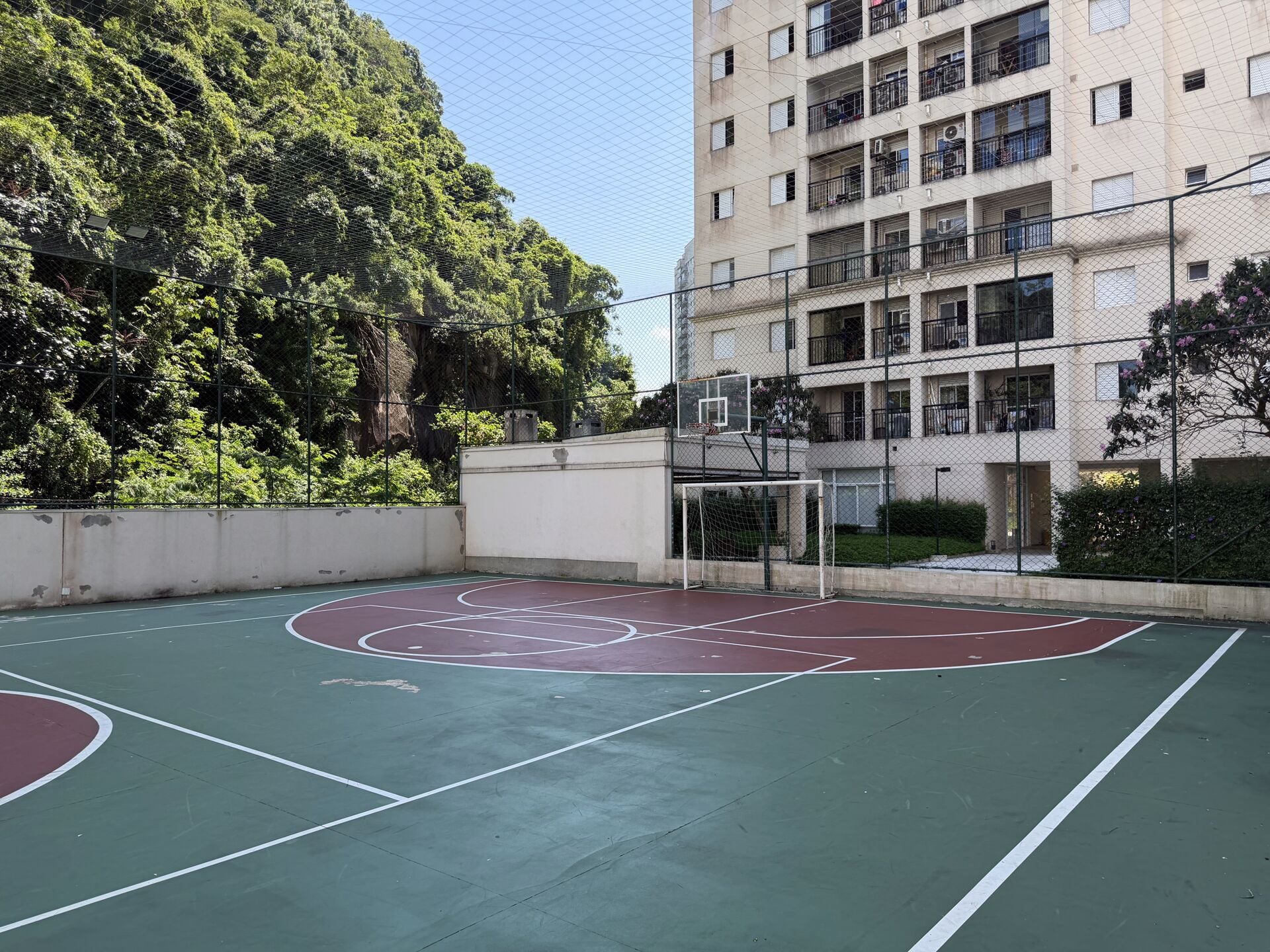 Apartamento 64 · 3 dorm. — Lazer